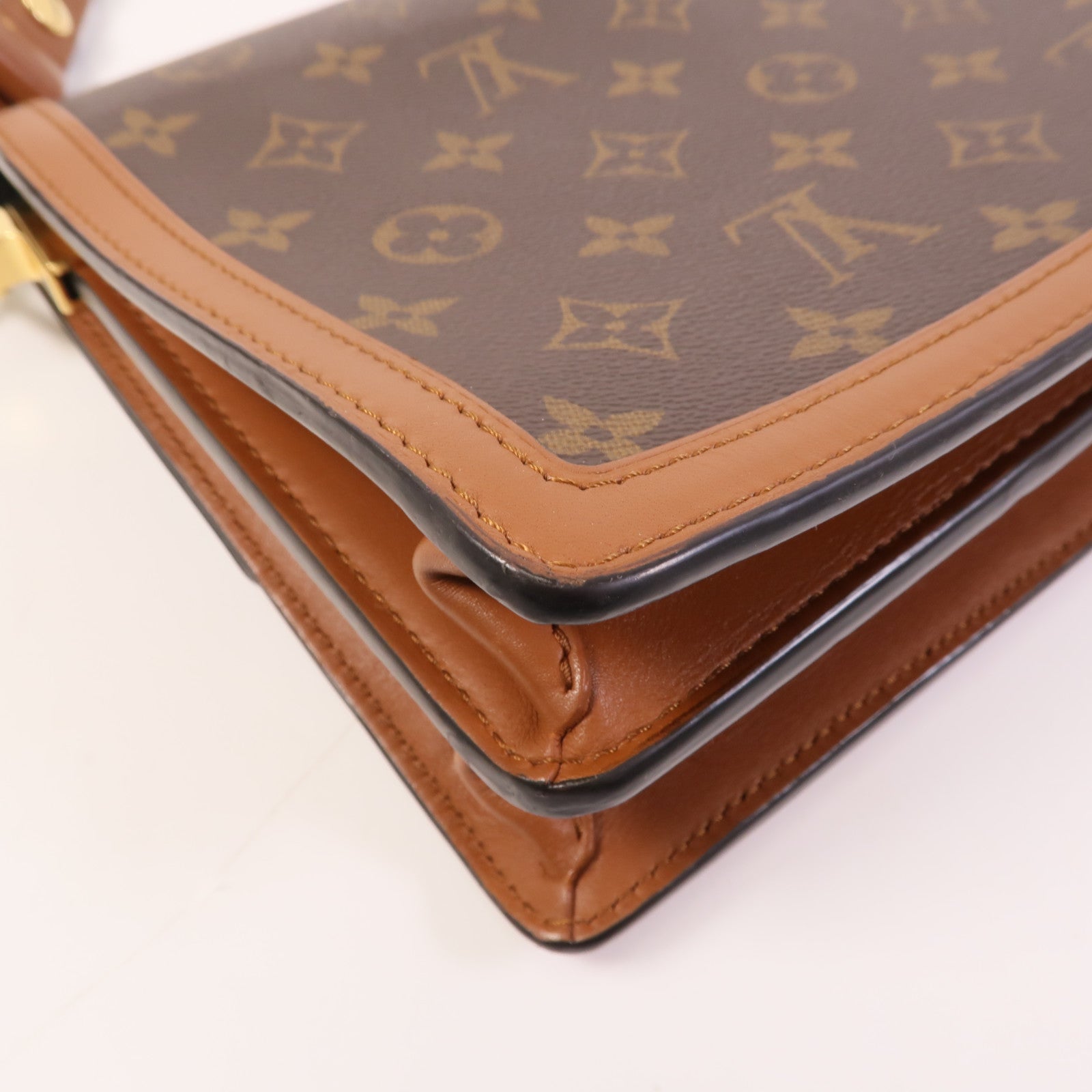 LOUIS VUITTON 【激減優惠】Monogram Reverse Dauphine MM金扣肩背袋