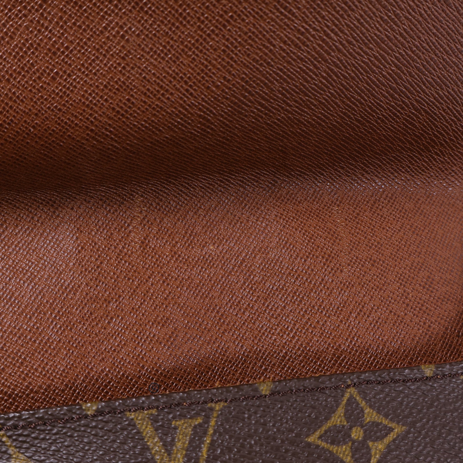 LOUIS VUITTON gram Musette Tango金扣肩背袋
