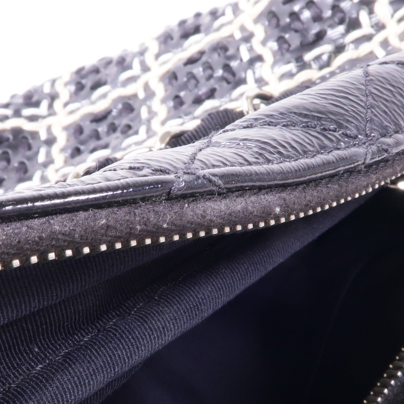 CHANEL 皮革Shoulder Bag鏈帶肩背袋