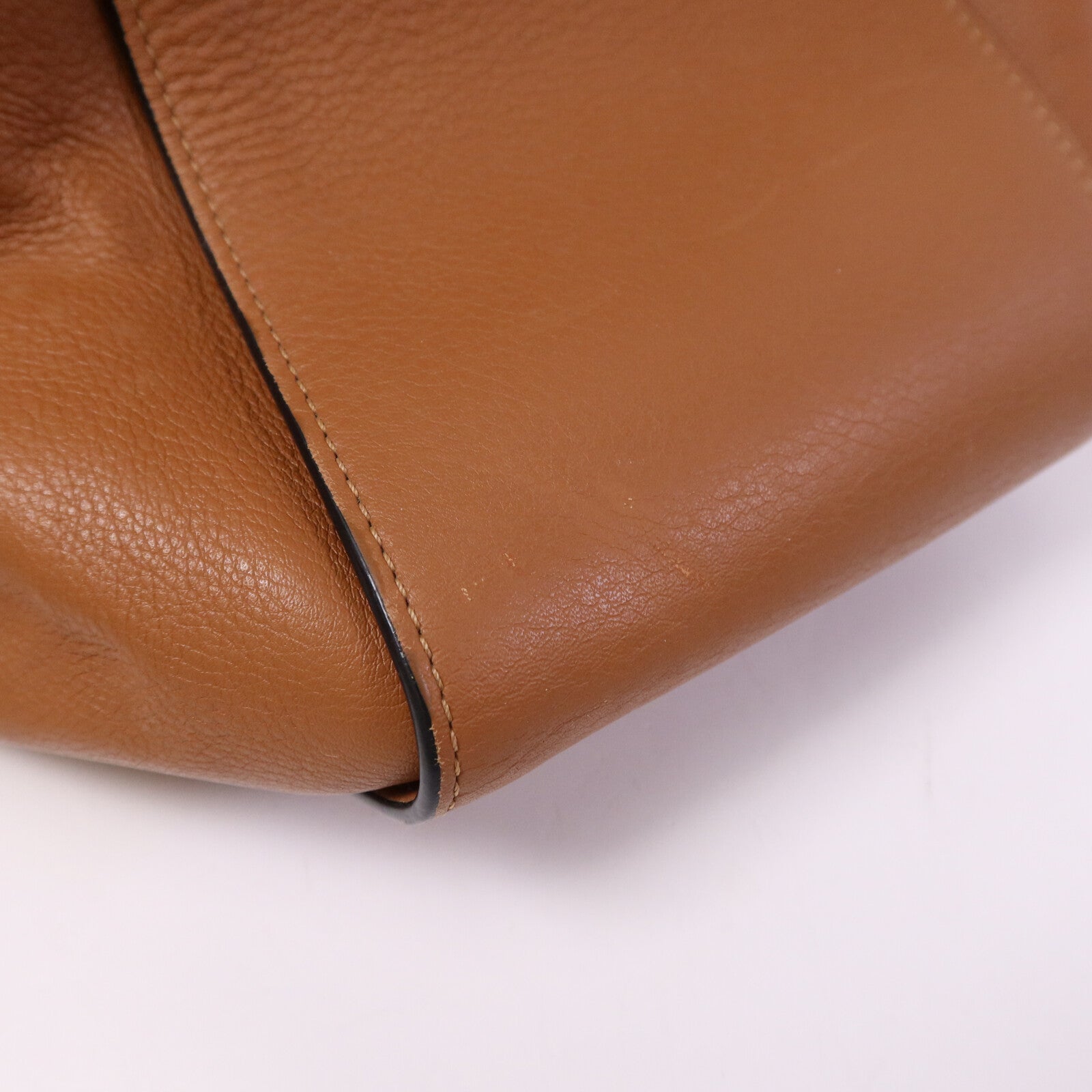 LOEWE 牛皮皮革Hammock銀扣肩背袋