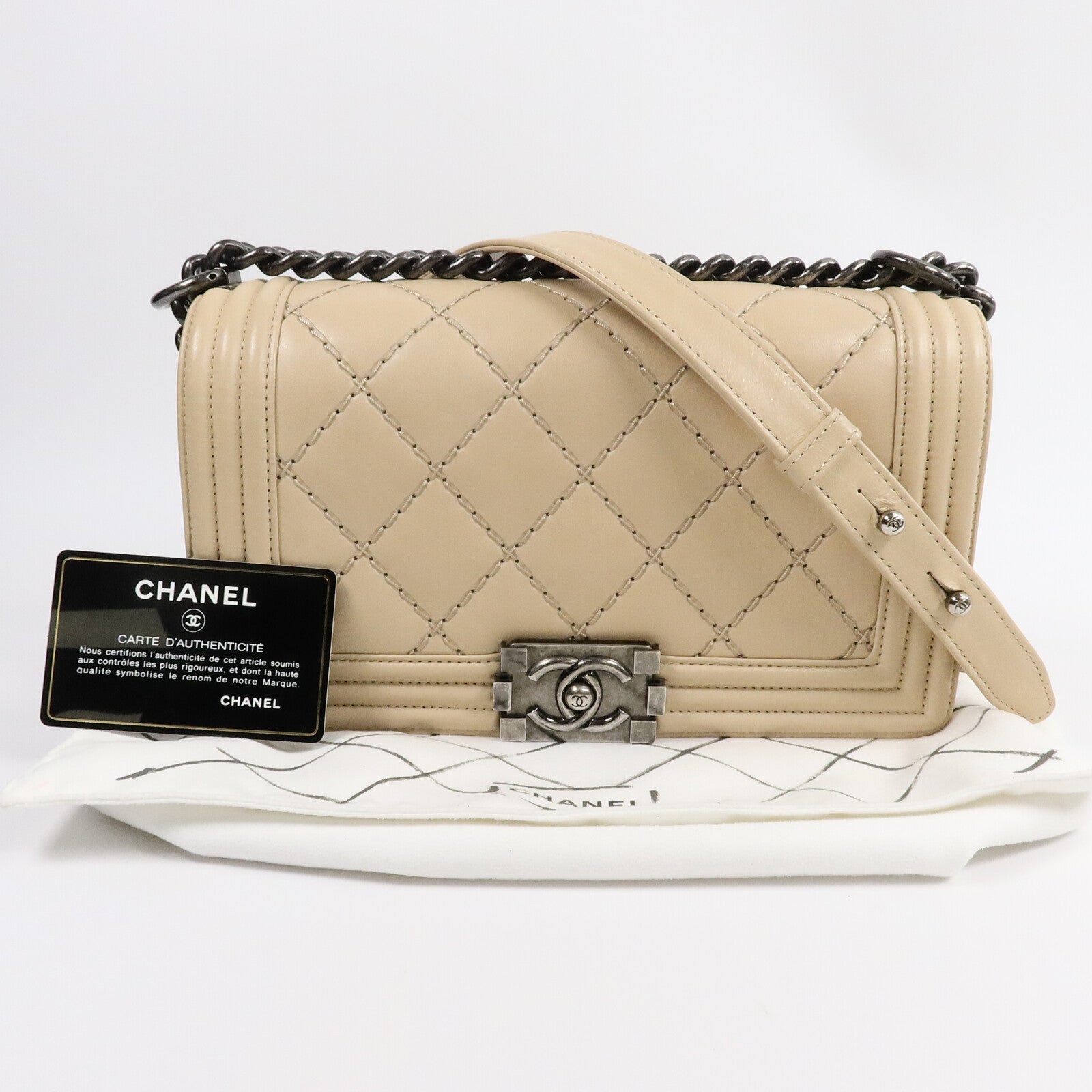 CHANEL 牛皮皮革Boy 25鏈帶肩背袋