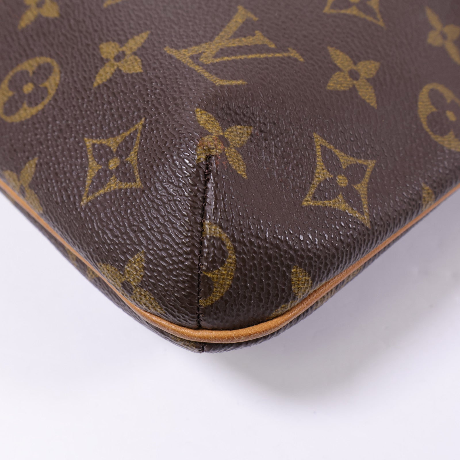 LOUIS VUITTON gram Musette Tango金扣肩背袋