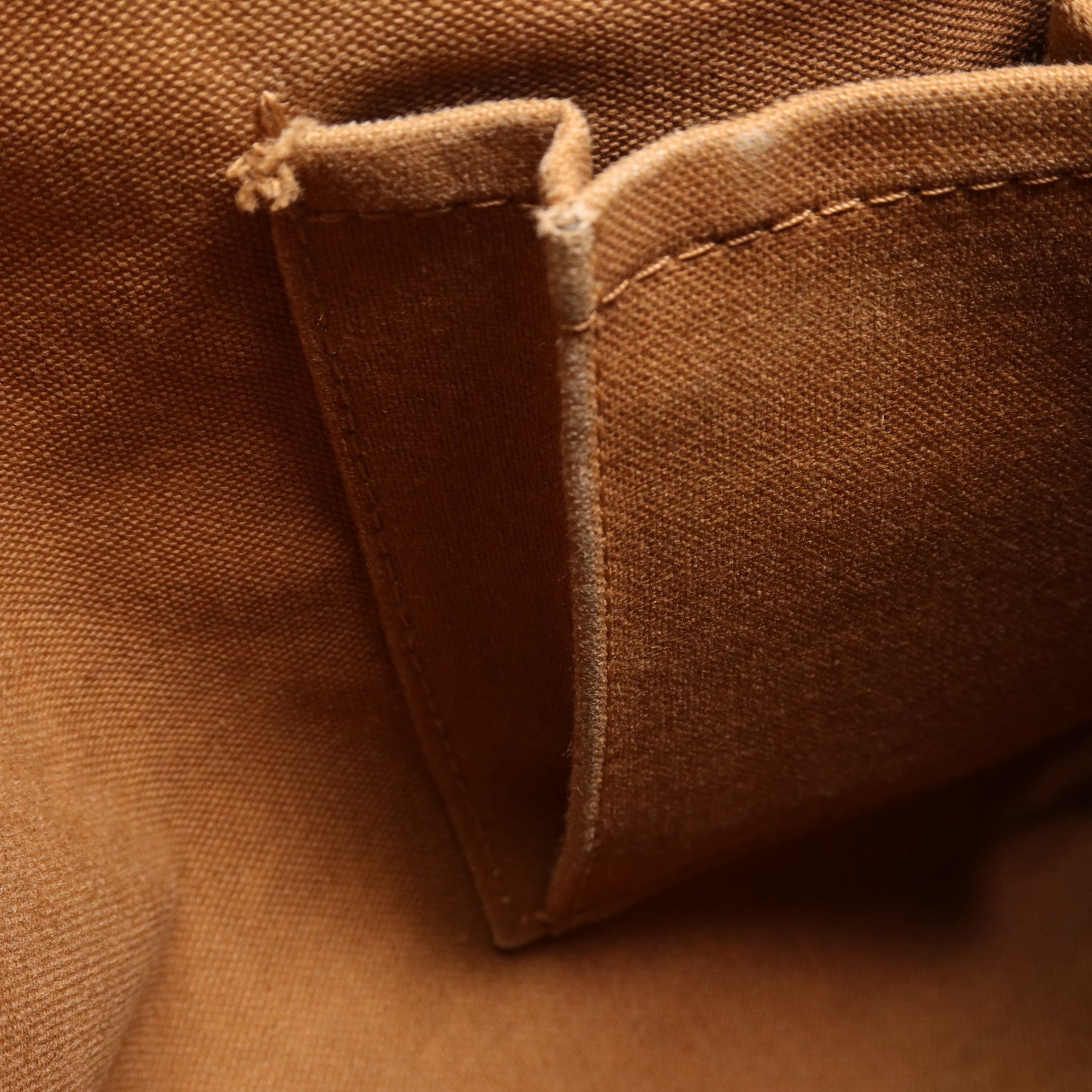 LOUIS VUITTON Monogram Batignolles Horizontal金扣肩背袋