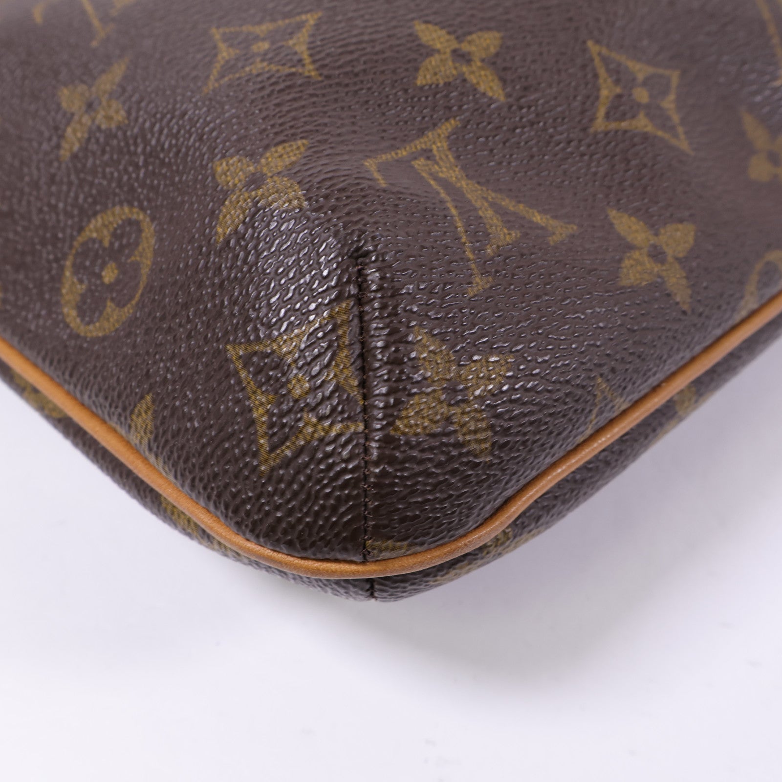 LOUIS VUITTON gram Musette Tango金扣肩背袋
