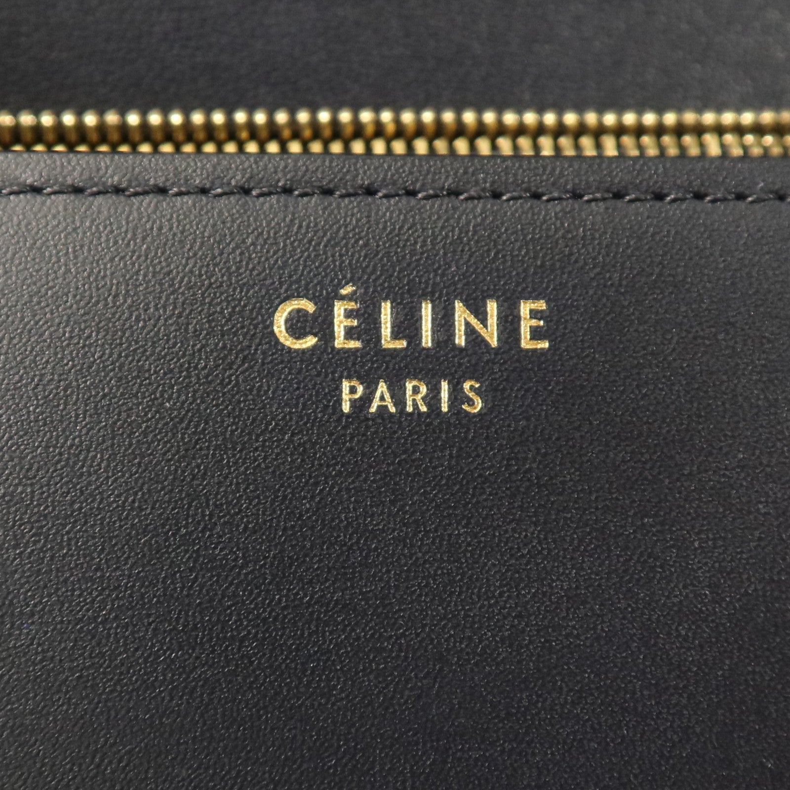 CELINE 【激減優惠】牛皮皮革Classic Bag Medium金扣肩背袋