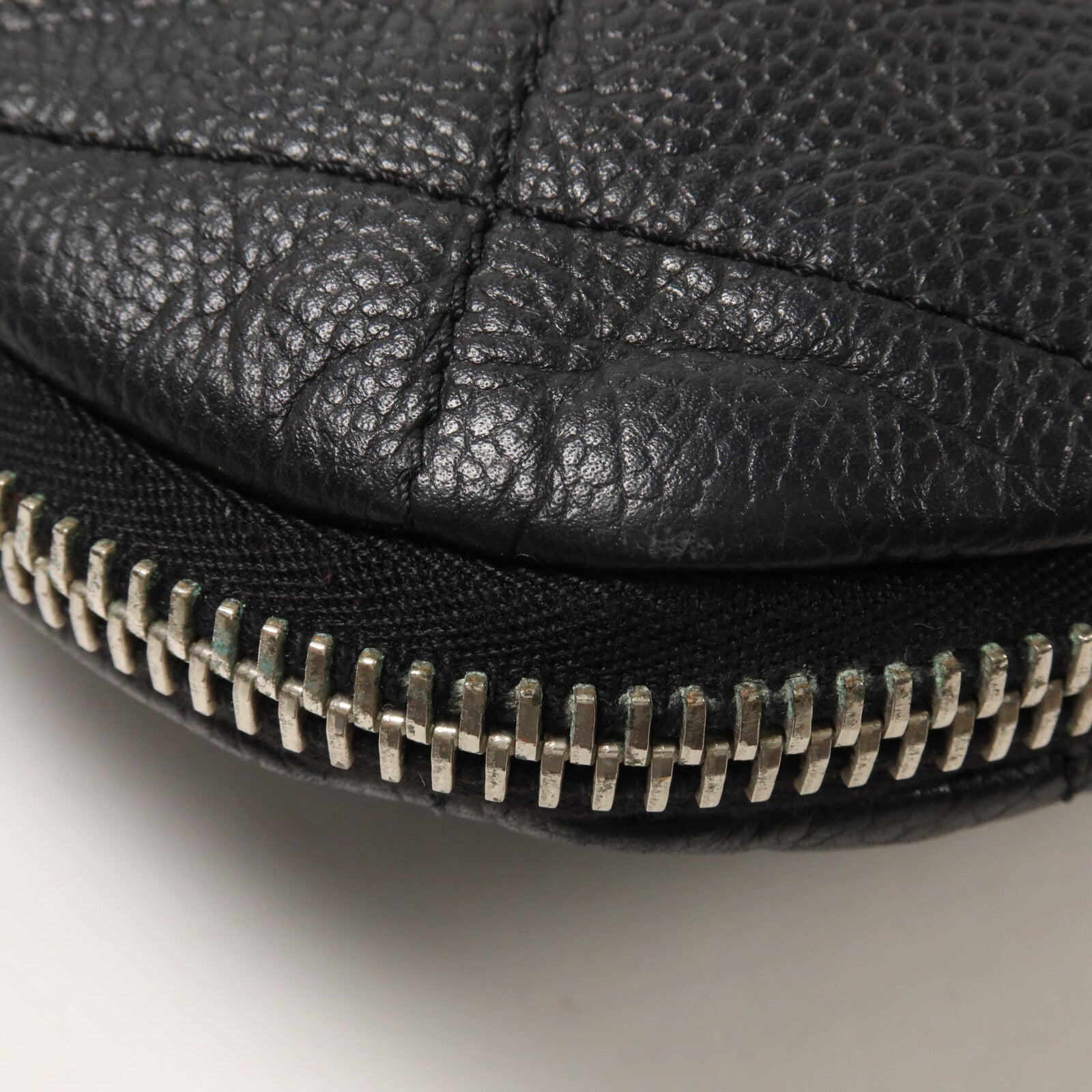 CHANEL 牛皮皮革Chain Shoulder鏈帶肩背袋