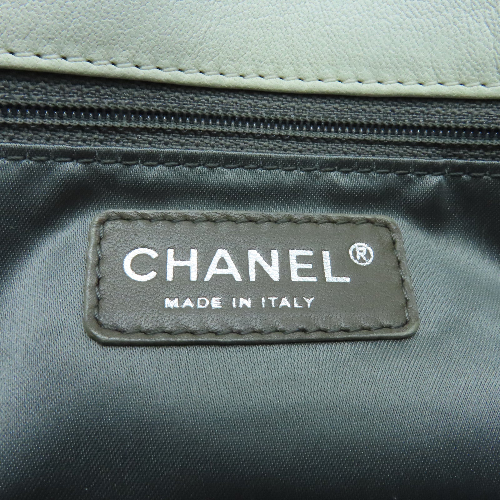 CHANEL rabbit fur Chain Shoulder silver buckle chain