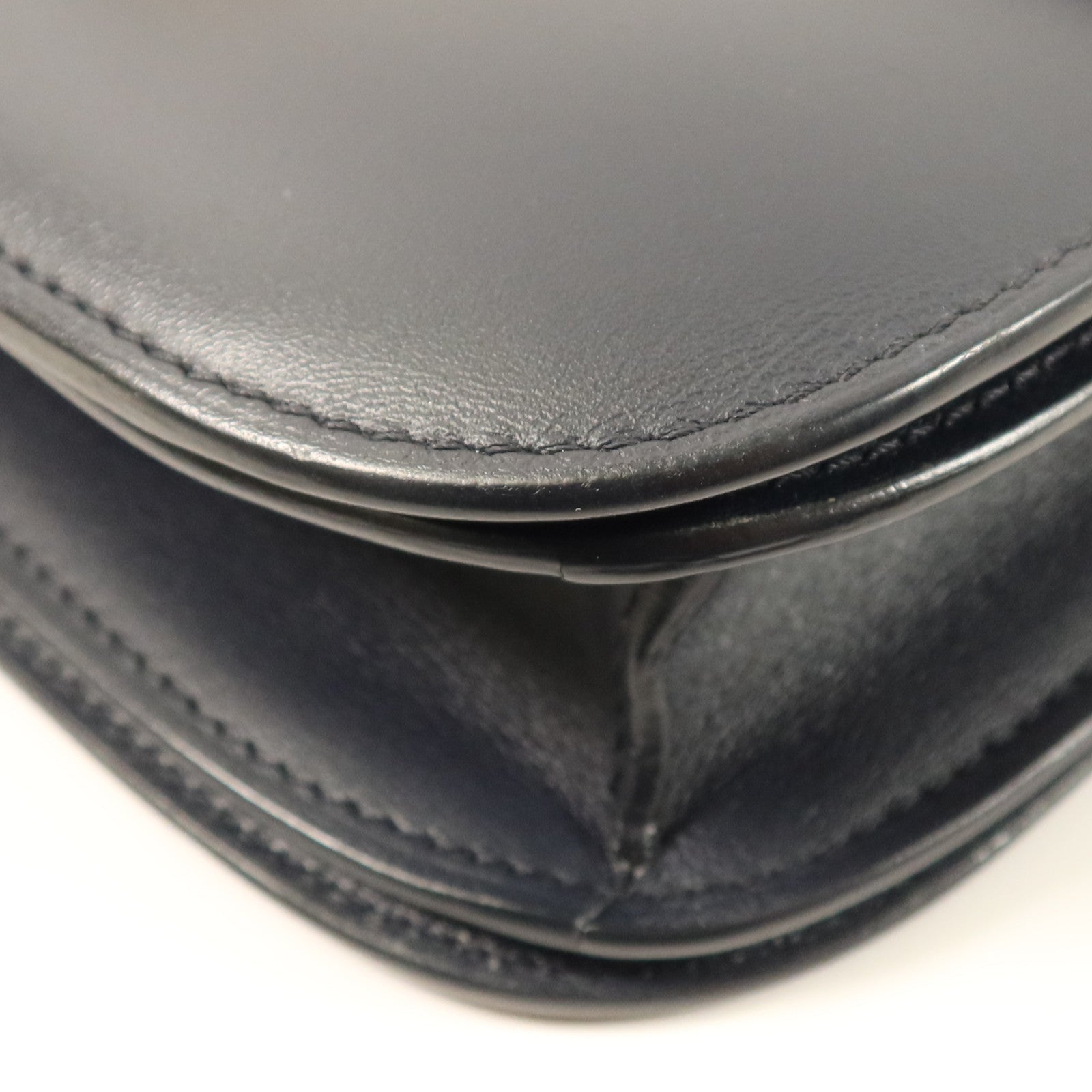 CELINE 【激減優惠】牛皮皮革Classic Bag Medium金扣肩背袋