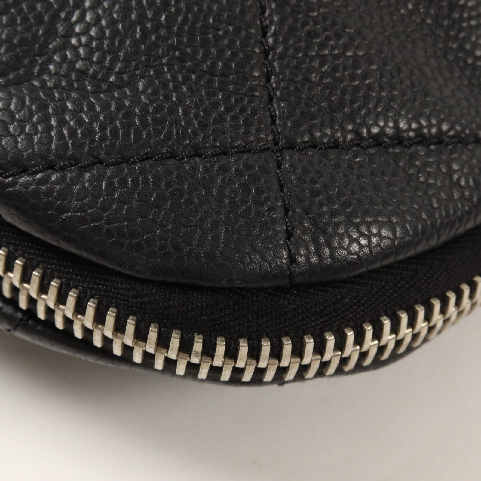 CHANEL 牛皮皮革Chain Shoulder鏈帶肩背袋