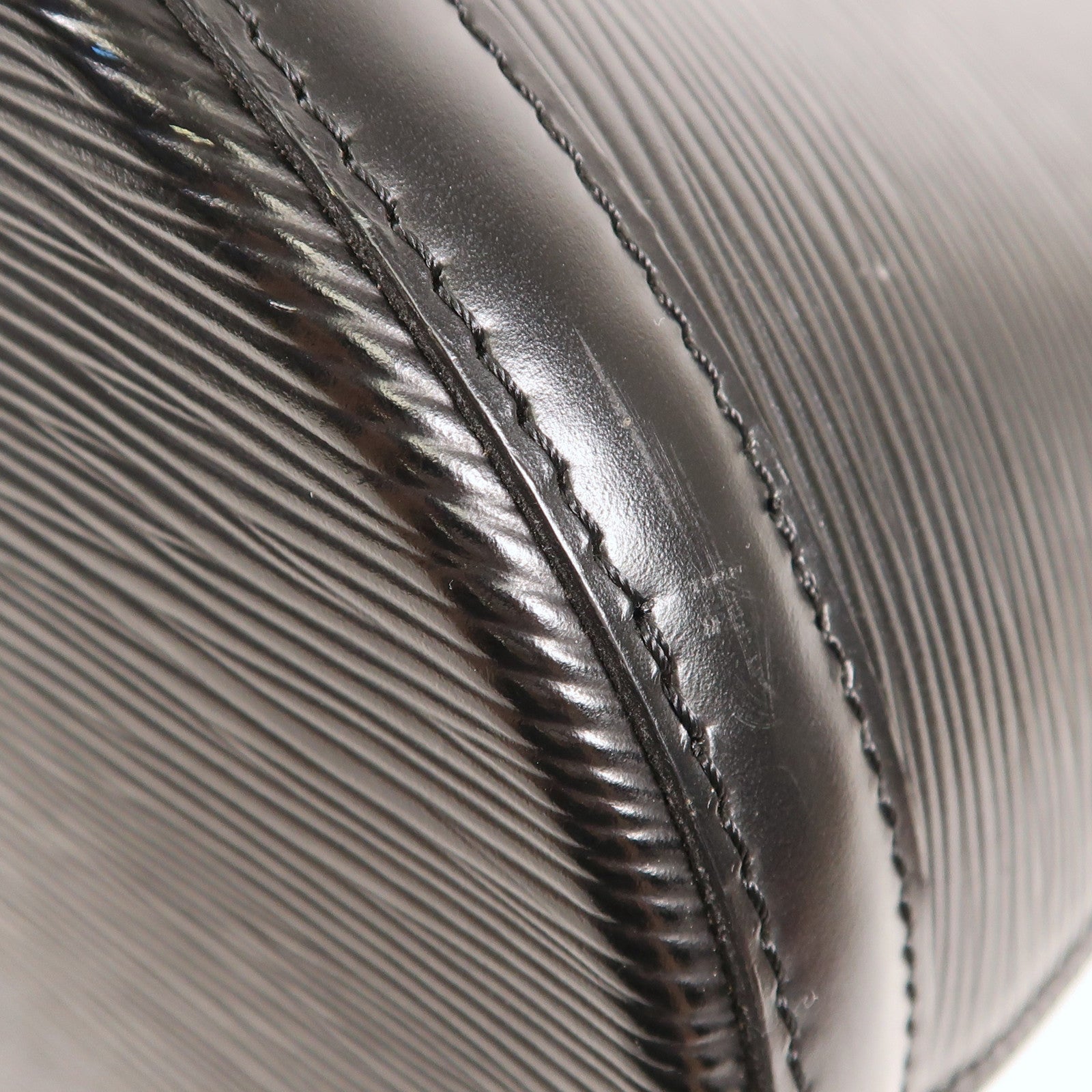 LOUIS VUITTON Epi Cluny金扣肩背袋