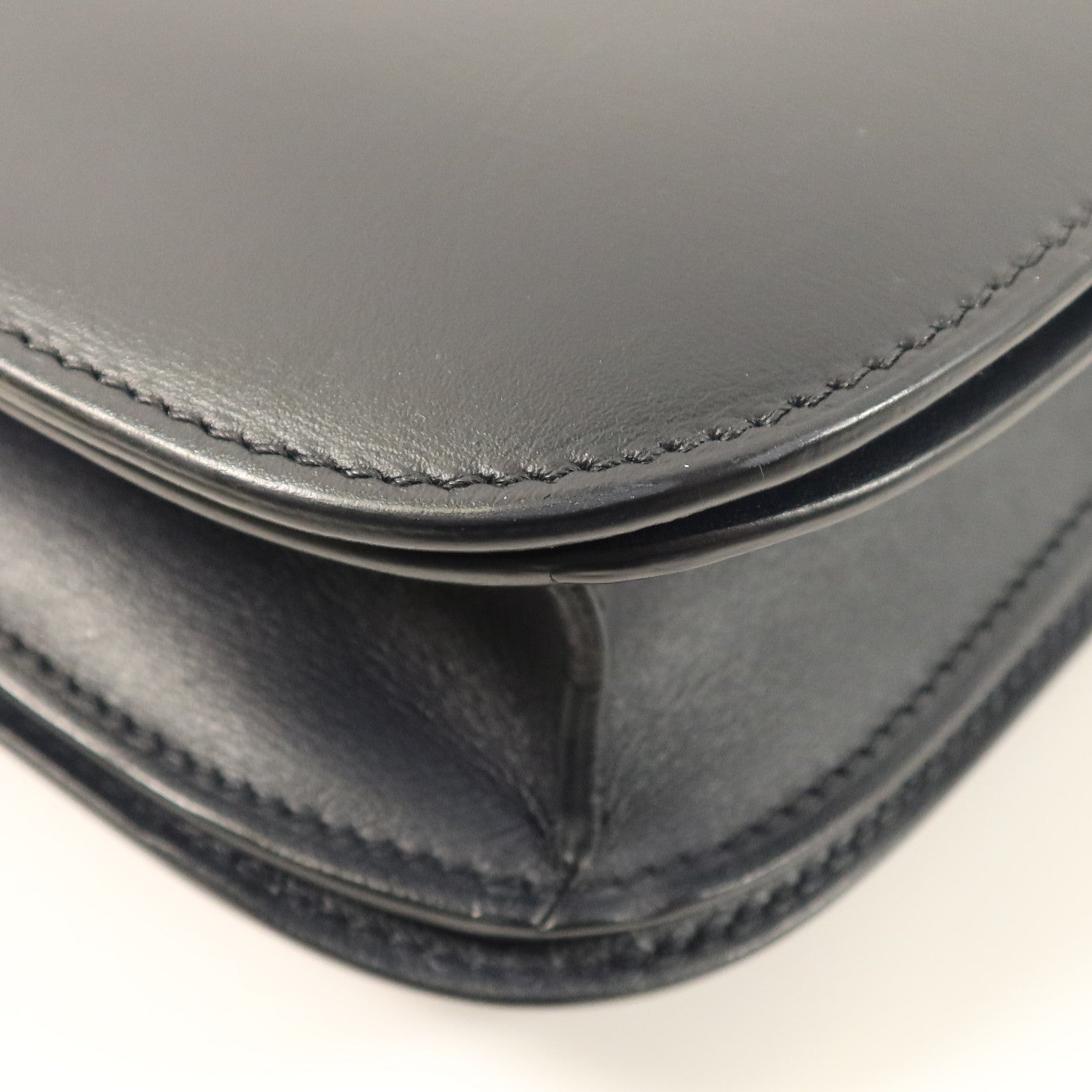 CELINE 【激減優惠】牛皮皮革Classic Bag Medium金扣肩背袋