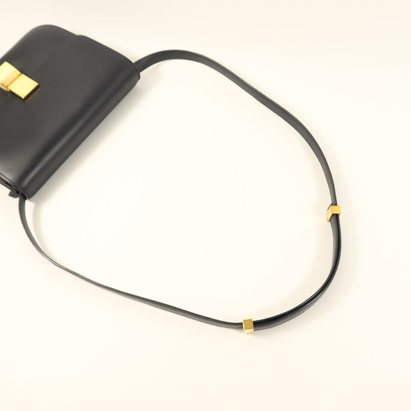 CELINE 【激減優惠】牛皮皮革Classic Bag Medium金扣肩背袋