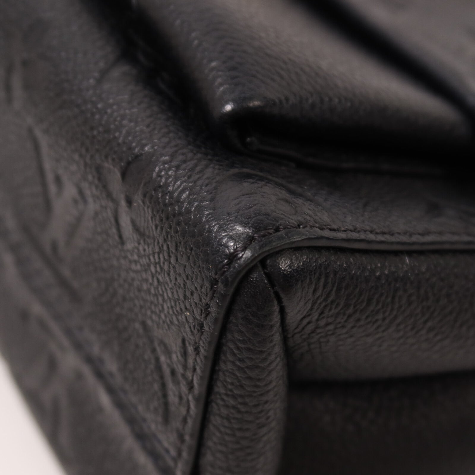 LOUIS VUITTON Monogram Empreinte Vavin PM鏈帶肩背袋