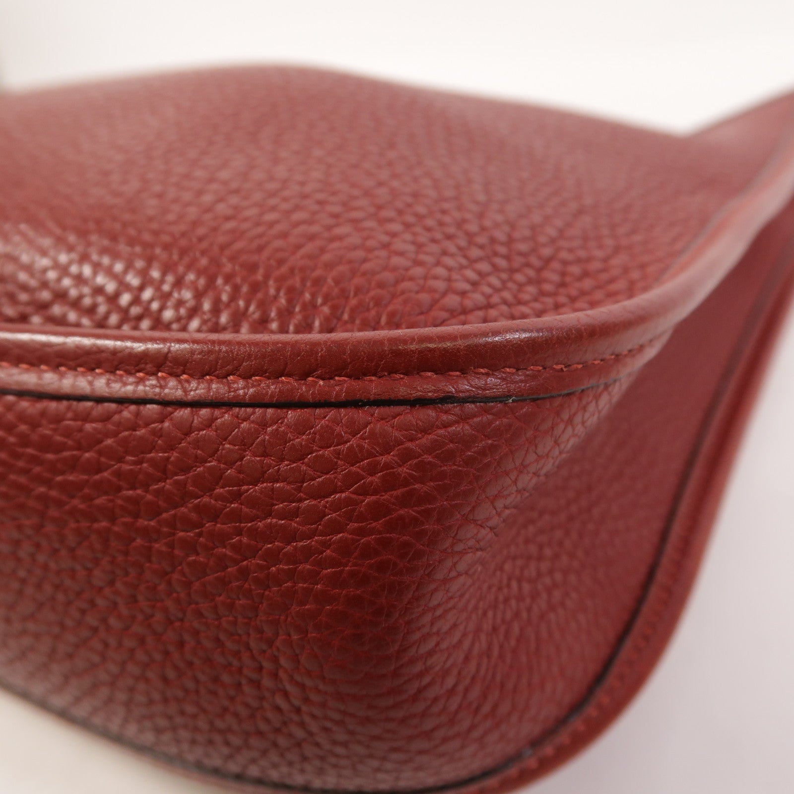 HERMES Clemence皮革Evelyne PM銀扣肩背袋Rouge H