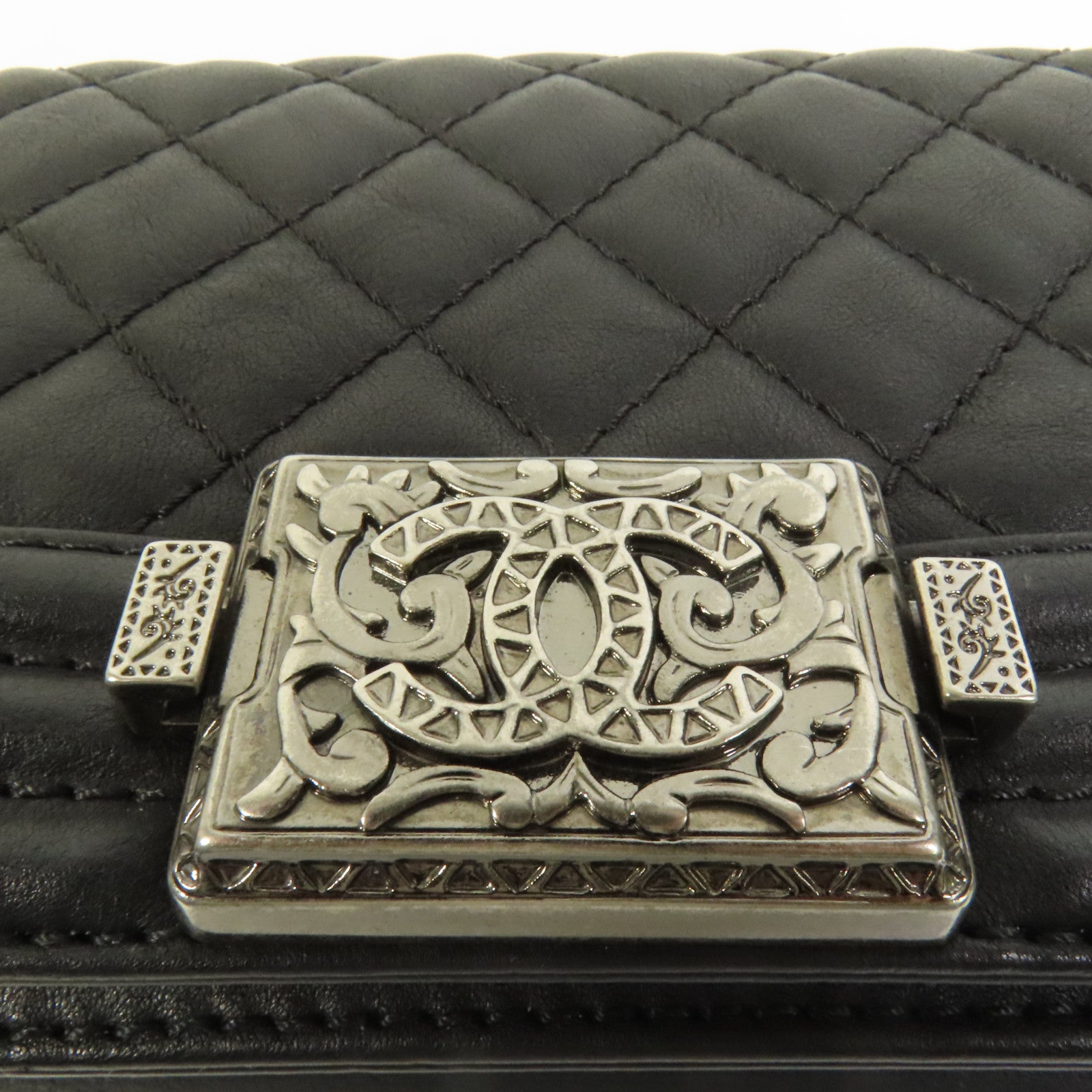 CHANEL 牛皮皮革Boy 20鏈帶肩背袋