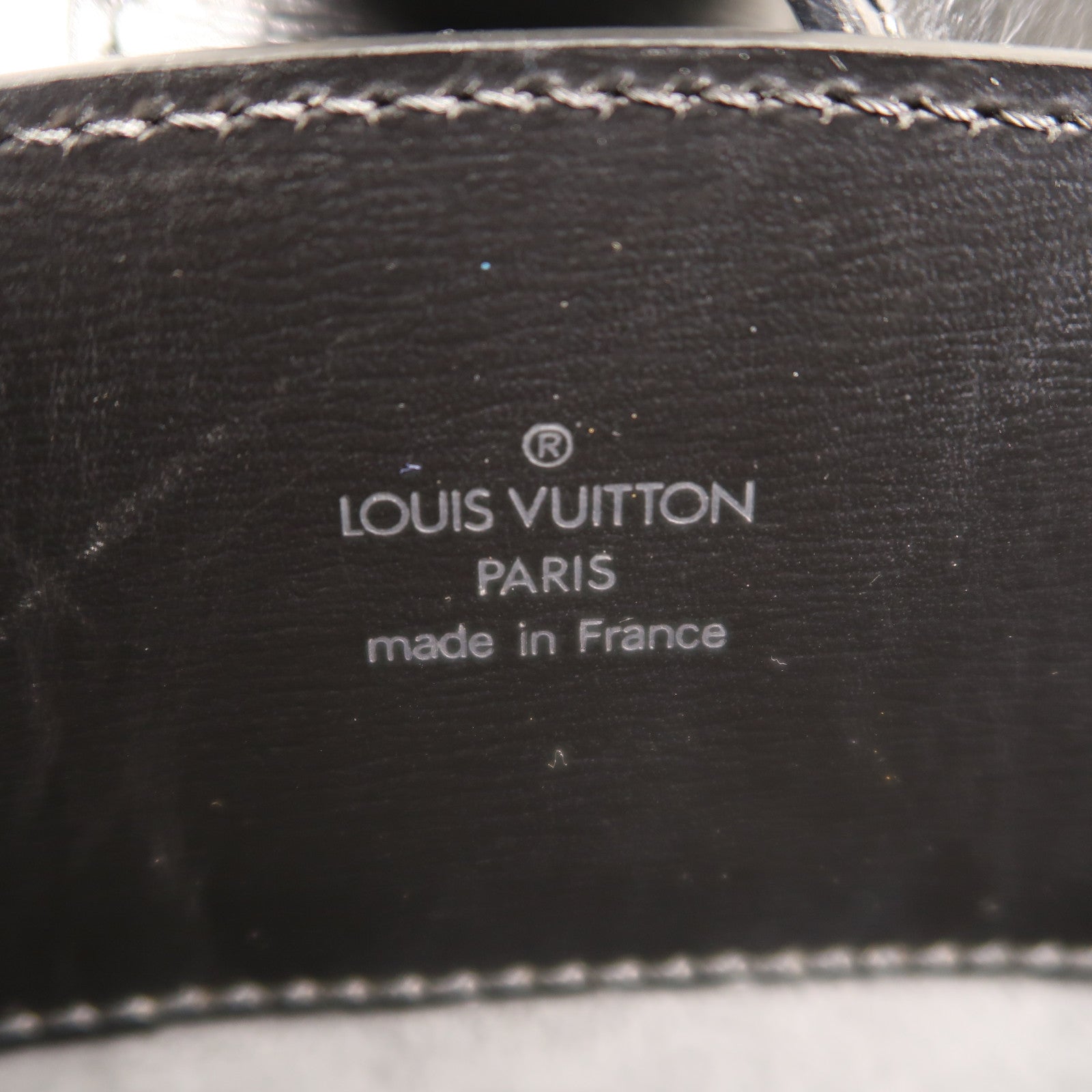 LOUIS VUITTON Epi Cluny金扣肩背袋