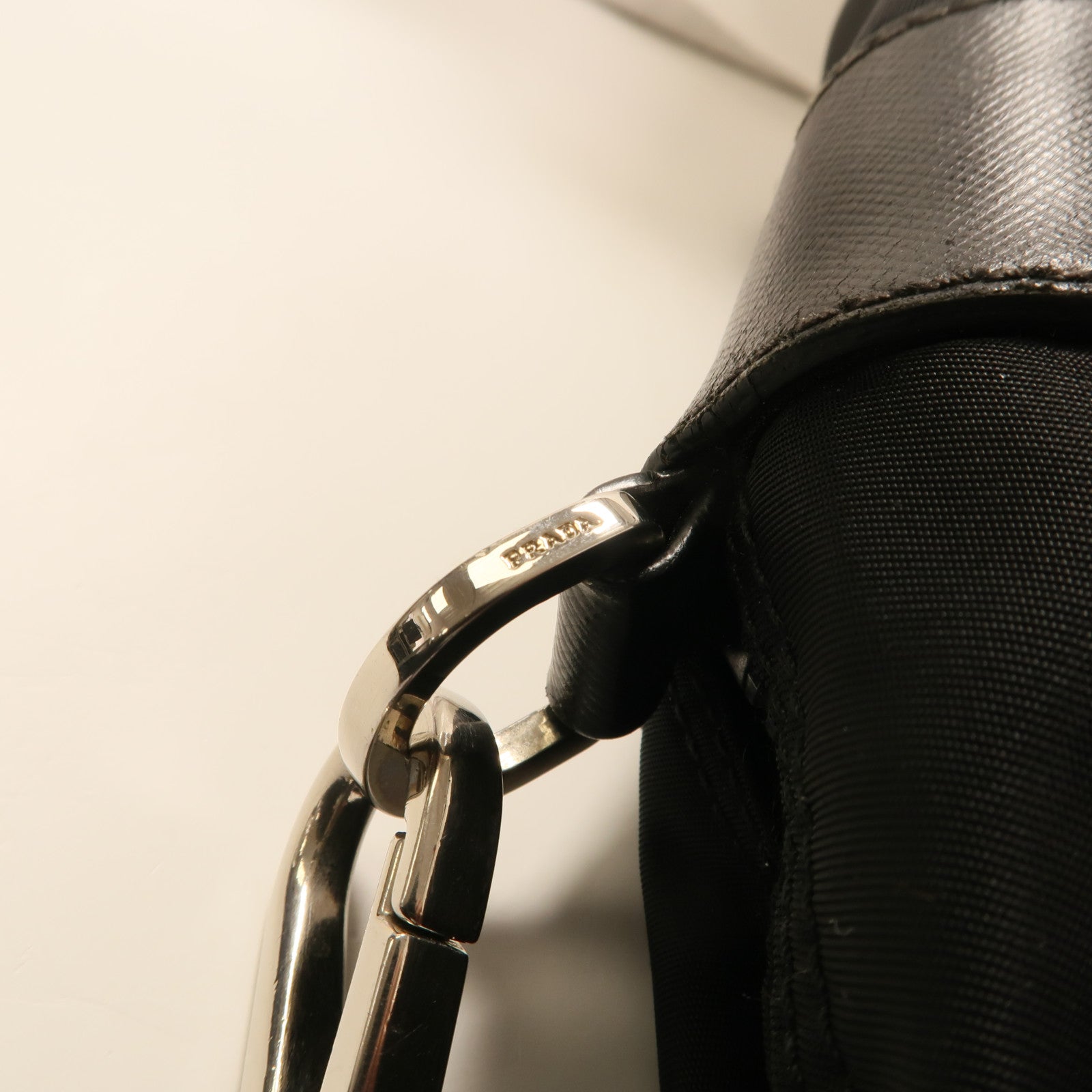 PRADA 尼龍Shoulder Bag銀扣手挽肩背兩用袋