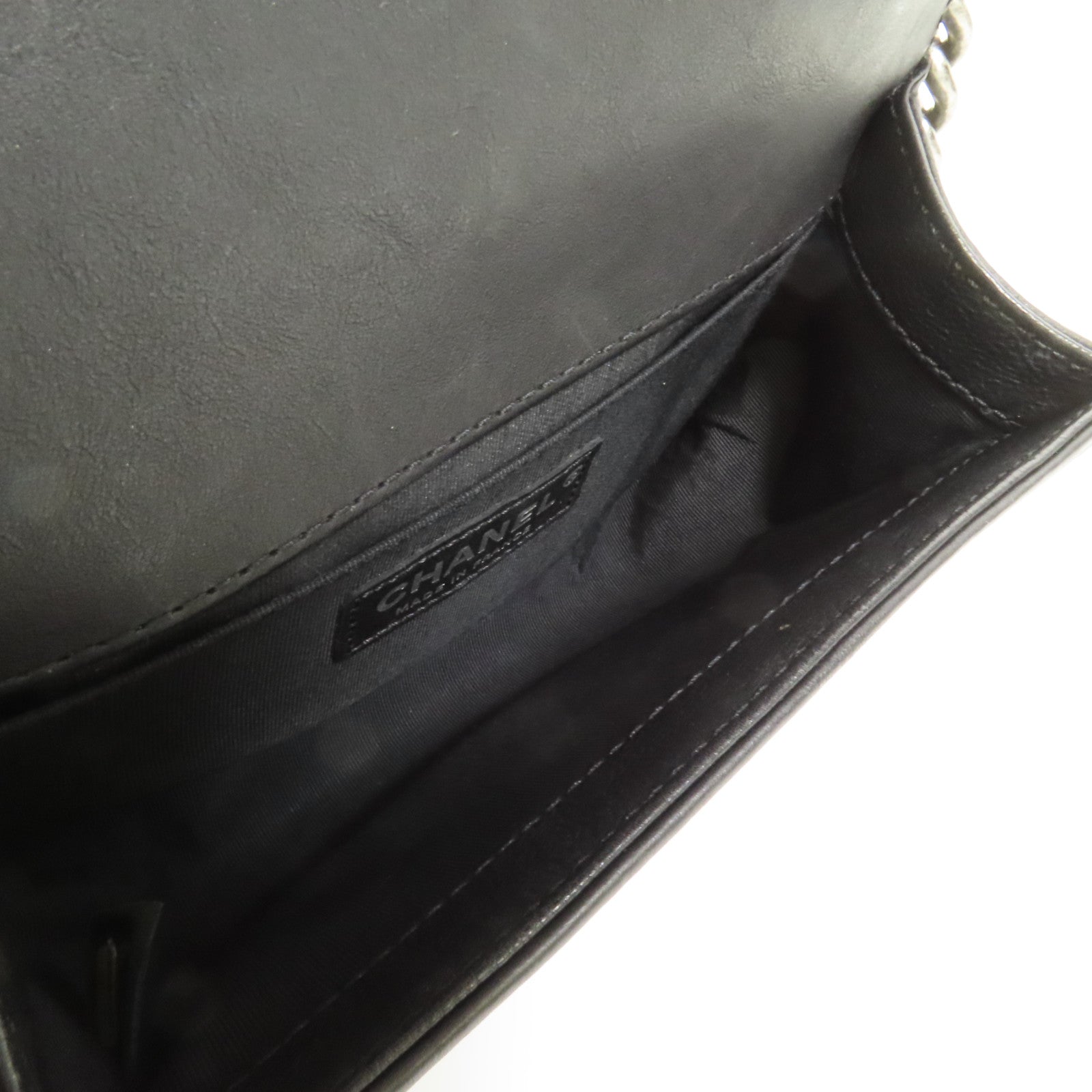 CHANEL 牛皮皮革Boy 20鏈帶肩背袋