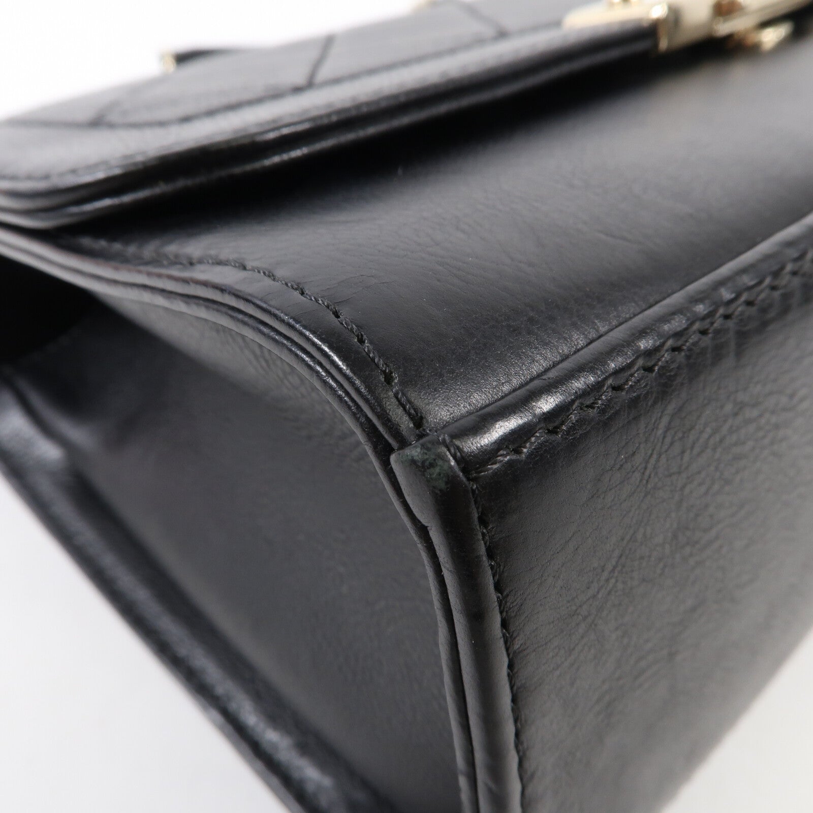 CHANEL 牛皮皮革Chain Shoulder金扣鏈帶手挽肩背兩用袋