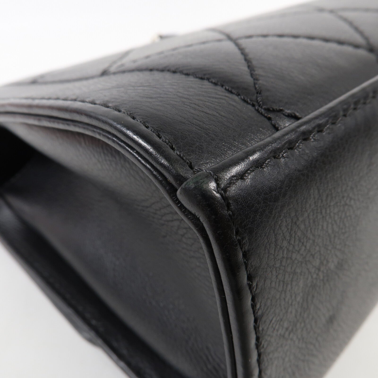 CHANEL 牛皮皮革Chain Shoulder金扣鏈帶手挽肩背兩用袋