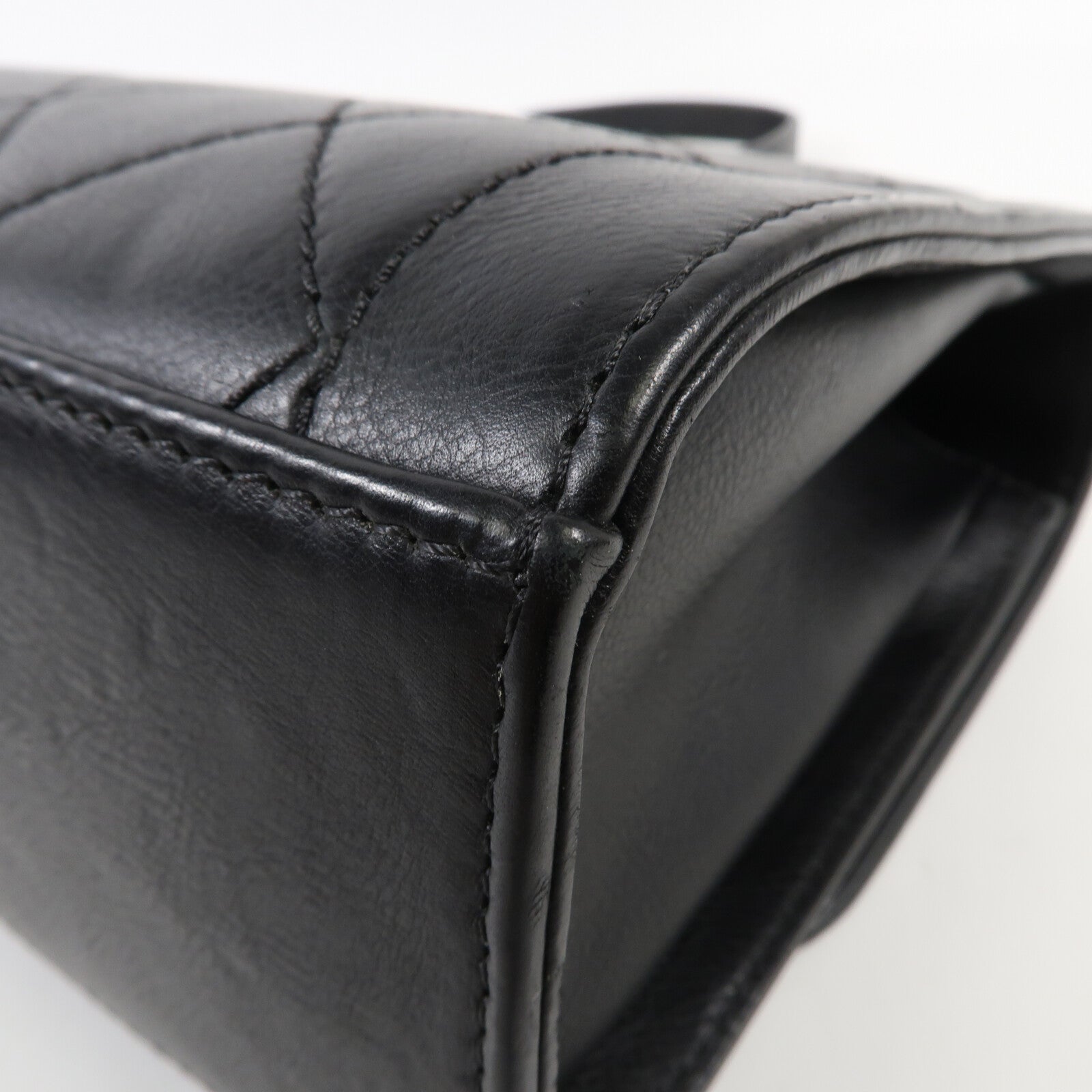 CHANEL 牛皮皮革Chain Shoulder金扣鏈帶手挽肩背兩用袋