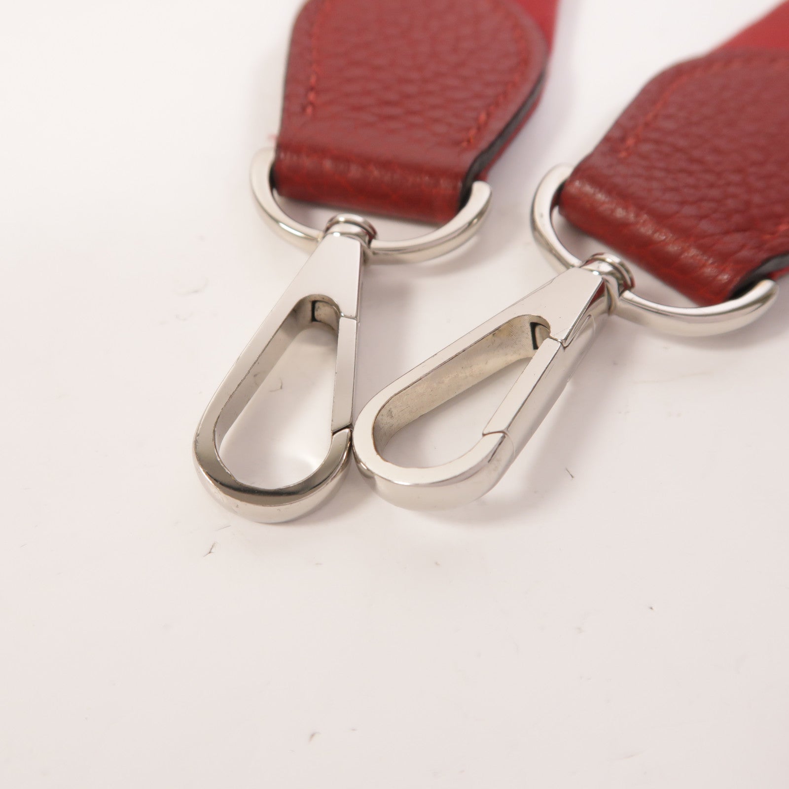 HERMES Clemence皮革Evelyne PM銀扣肩背袋Rouge H