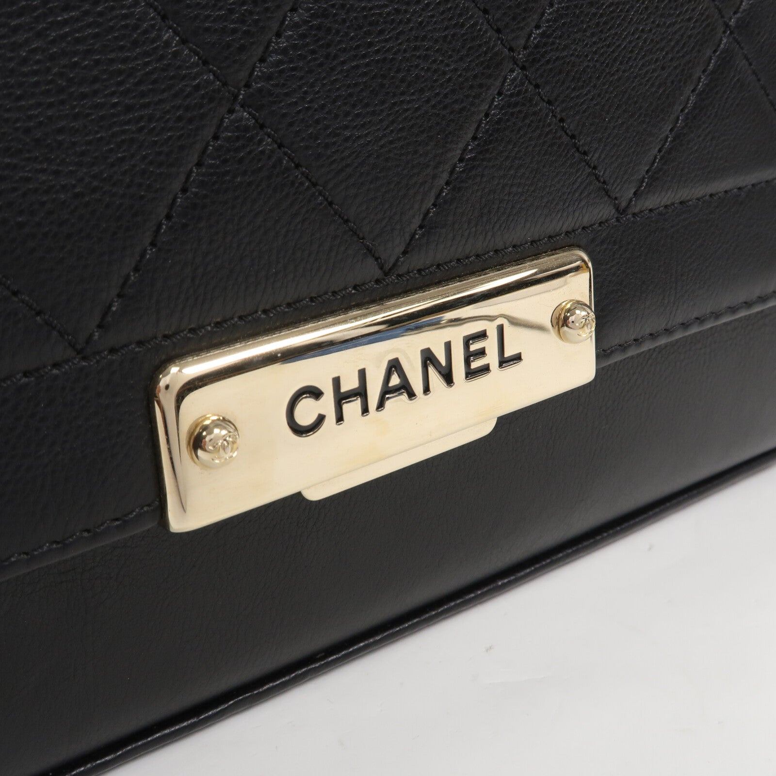 CHANEL 牛皮皮革Chain Shoulder金扣鏈帶手挽肩背兩用袋