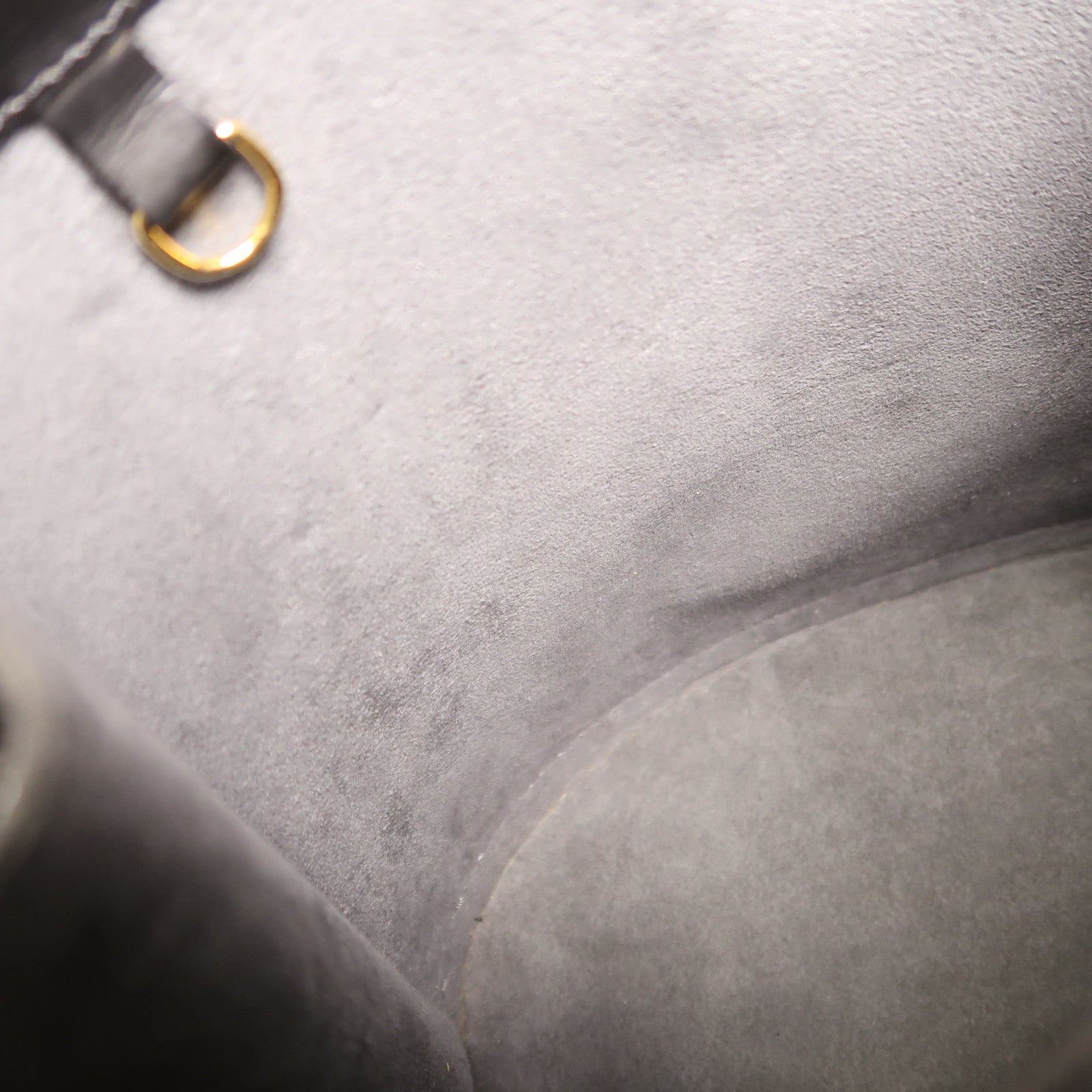 LOUIS VUITTON Epi Cluny金扣肩背袋