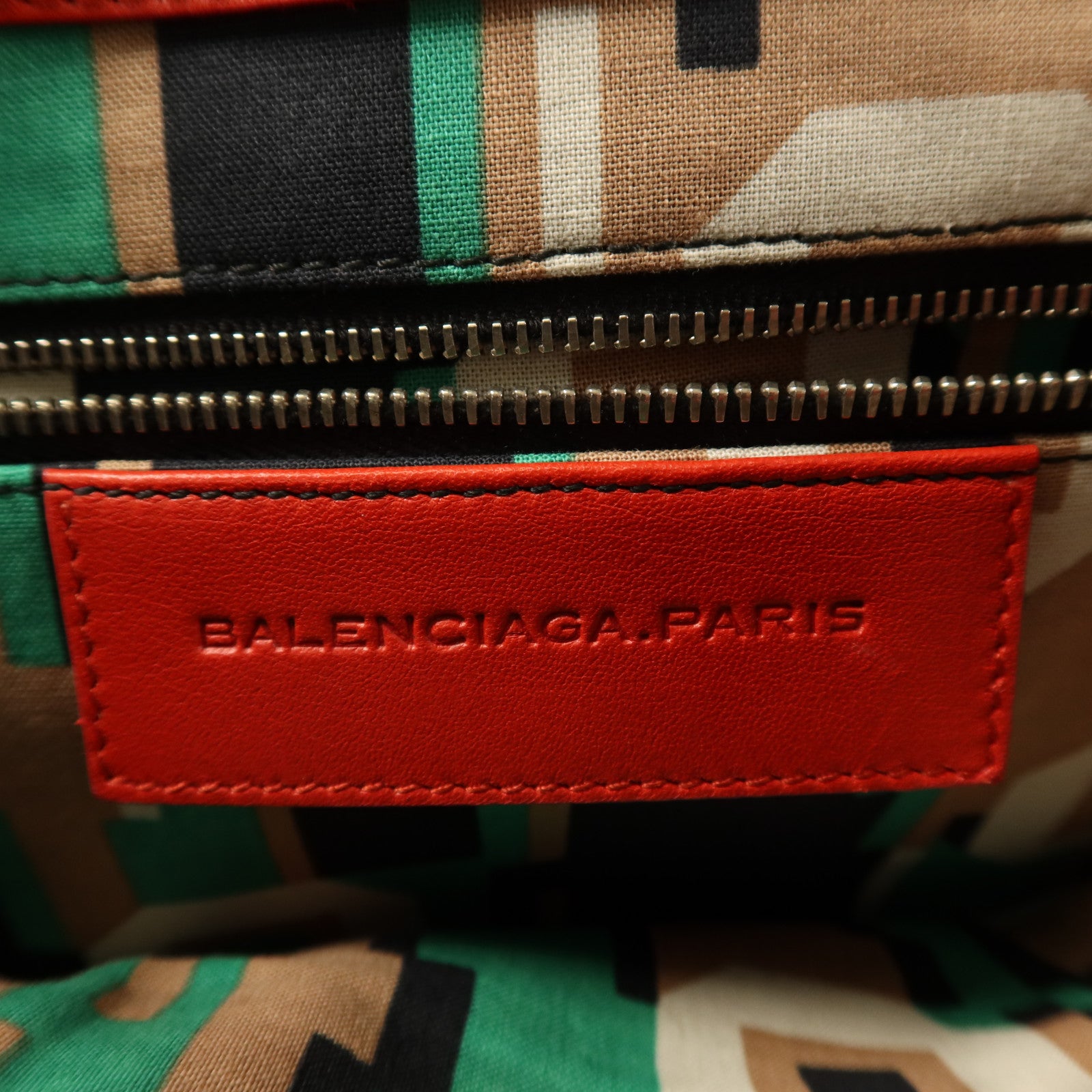 BALENCIAGA 【激減優惠】麂皮皮革Shoulder Bag銀扣肩背袋