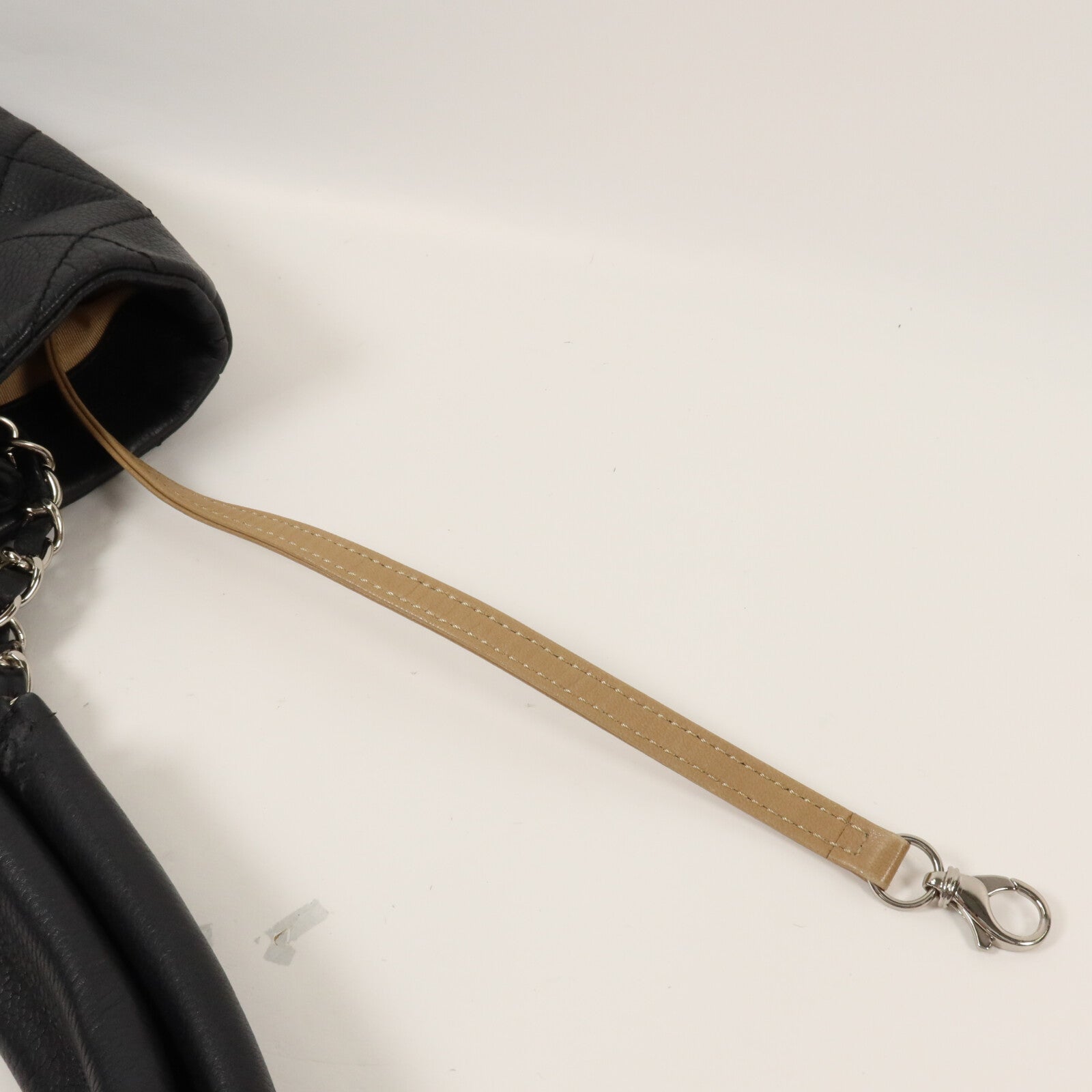 CHANEL 牛皮皮革Chain Shoulder鏈帶肩背袋