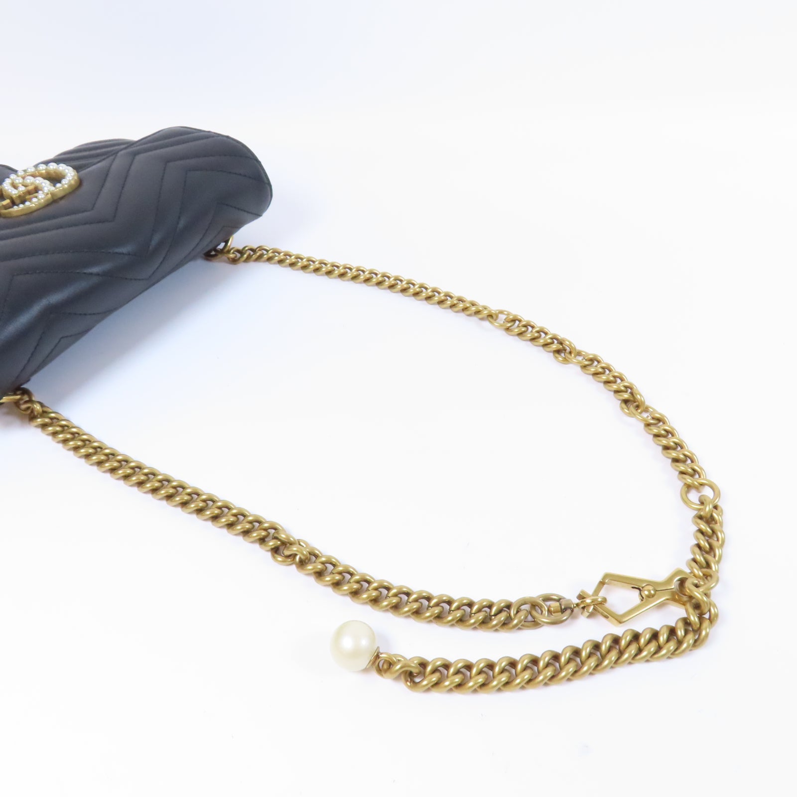 GUCCI 牛皮皮革GG Marmont金扣鏈帶肩背袋黑色