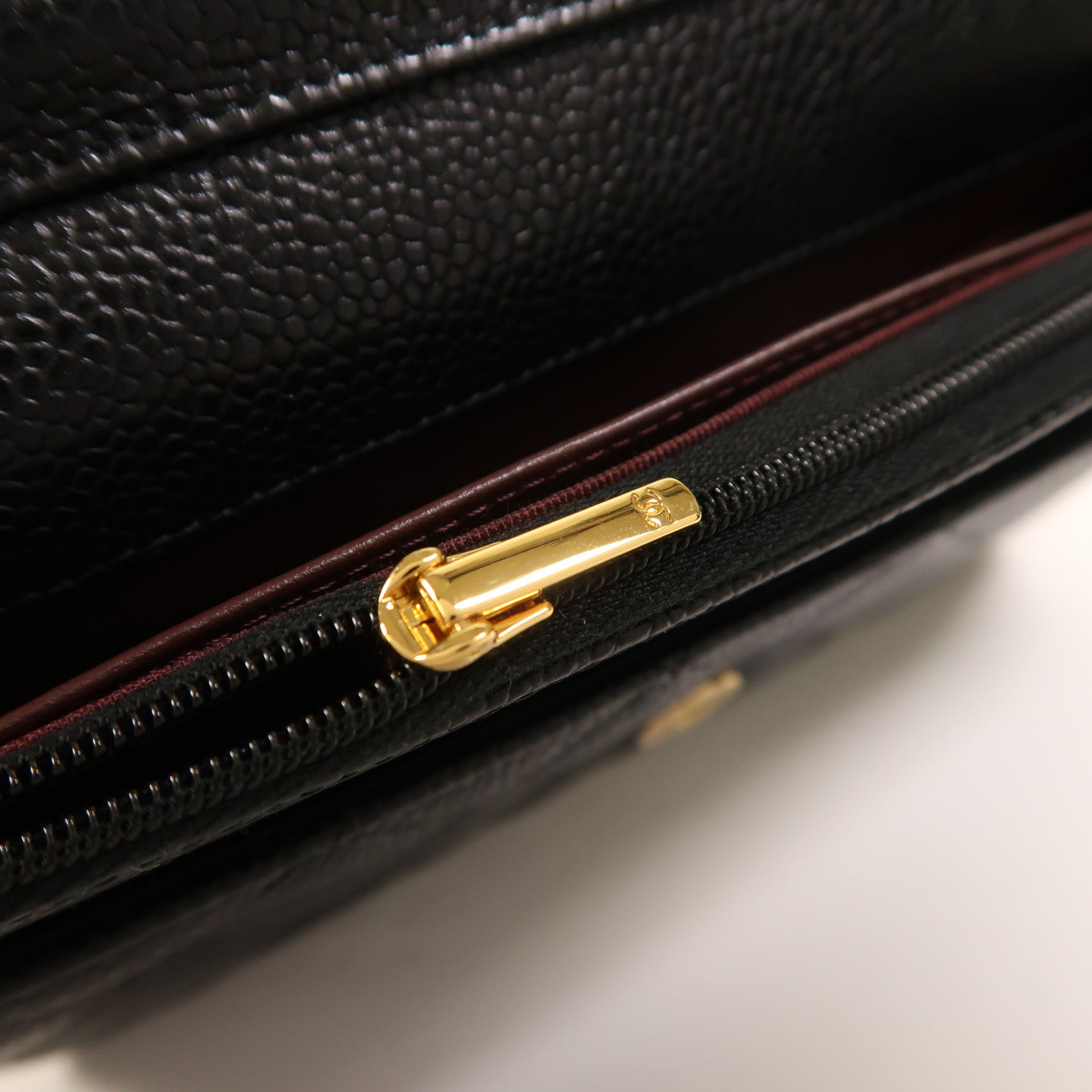 CHANEL 牛皮皮革WOC Wallet On Chain金扣鏈帶肩背袋