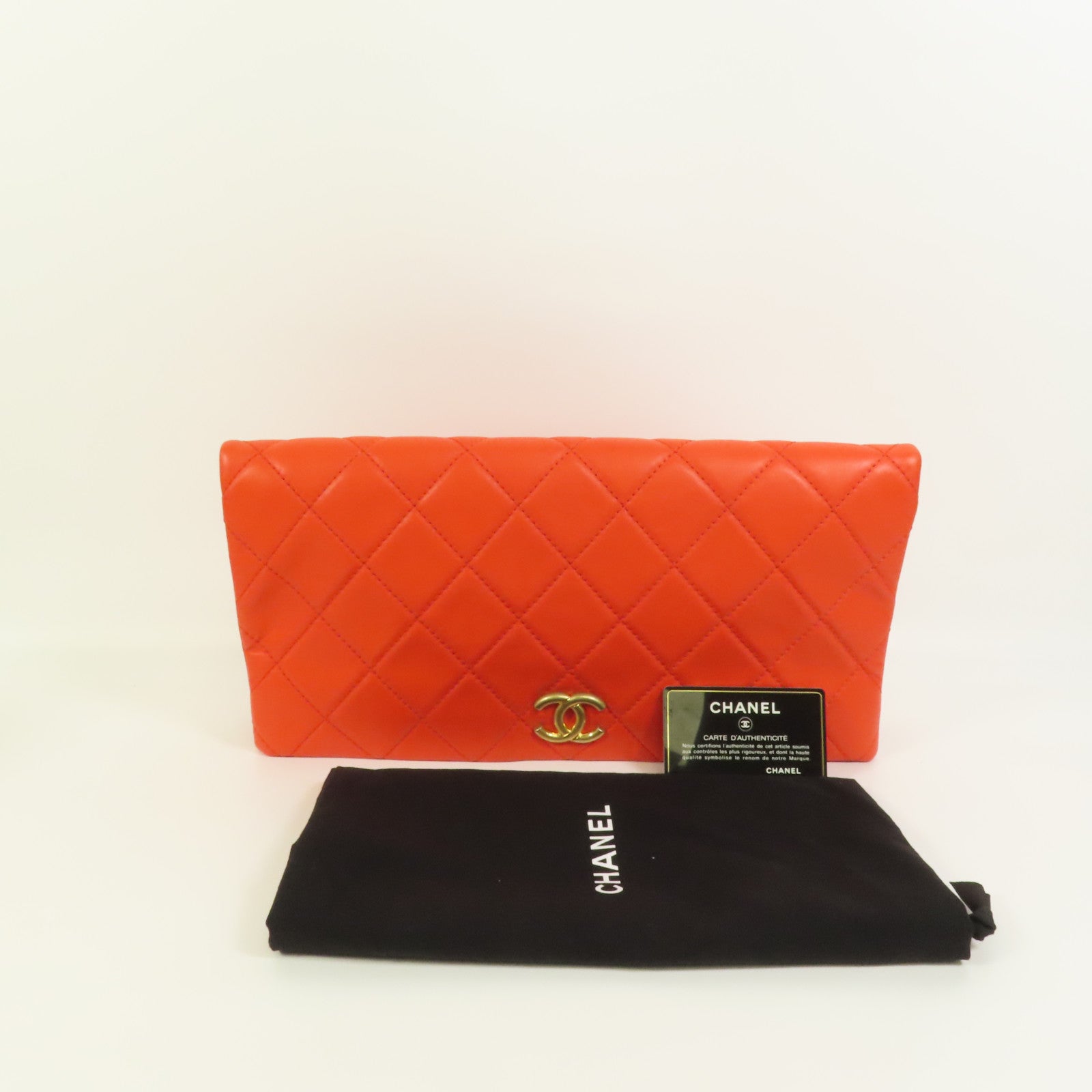 CHANEL 羊皮皮革Clutch金扣手拿包