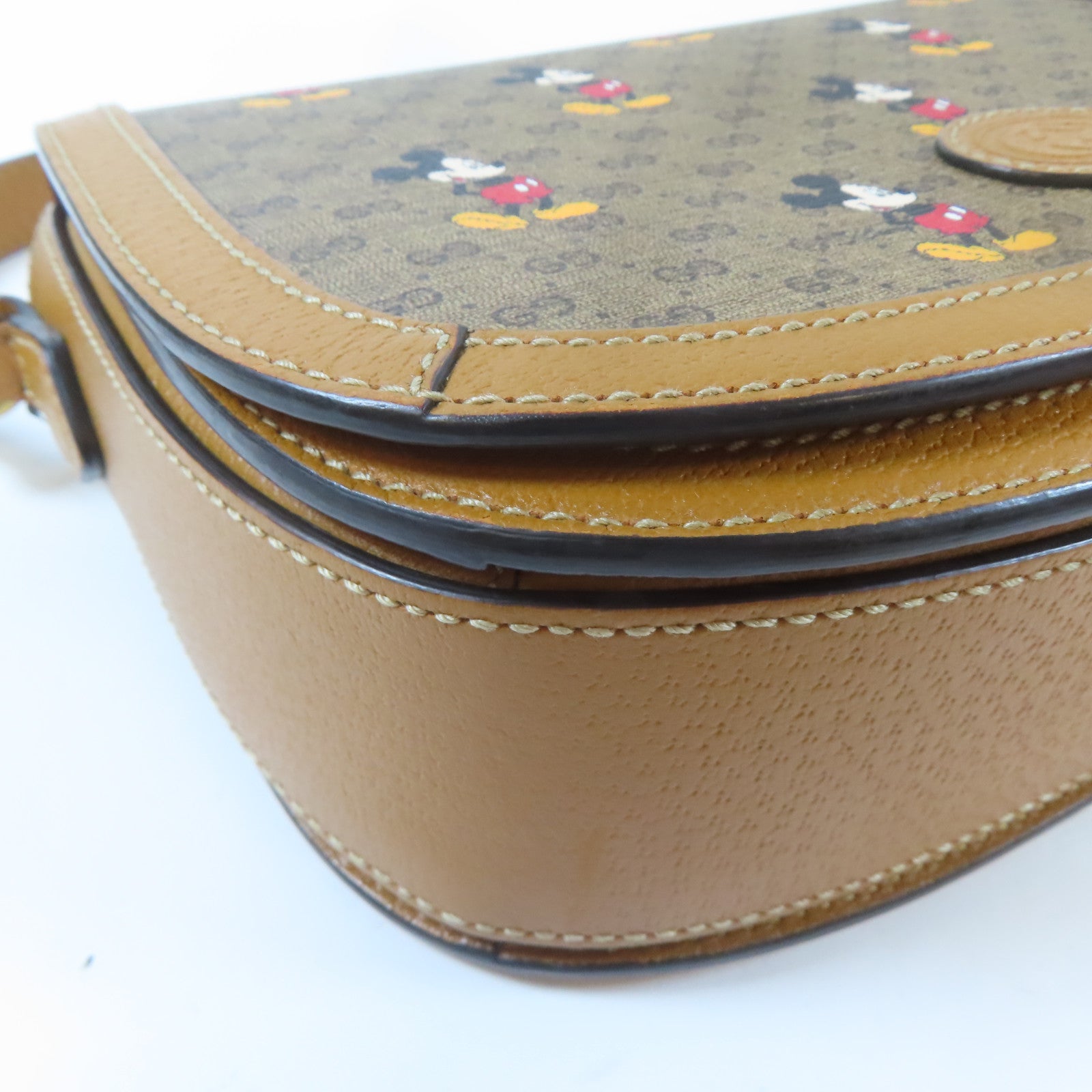 GUCCI 塗層帆布Disney Collabo GG Supreme金扣肩背袋啡色