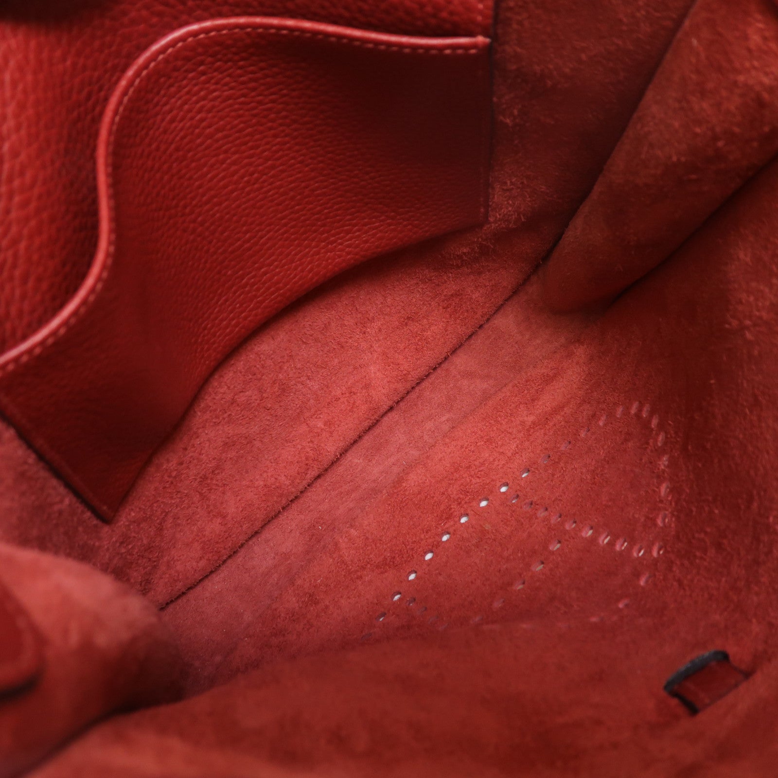 HERMES Clemence皮革Evelyne PM銀扣肩背袋Rouge H