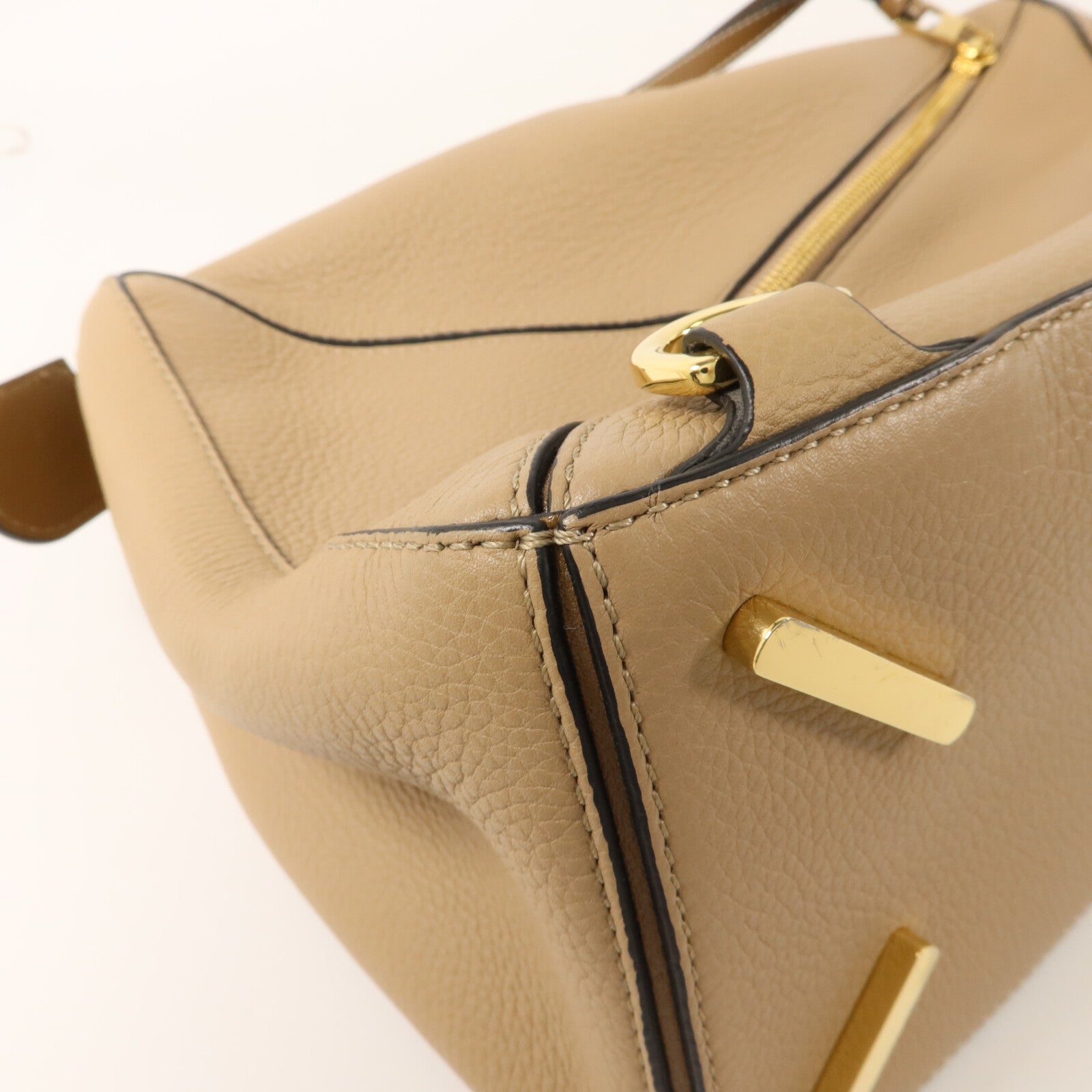 LOEWE 牛皮皮革Puzzle Medium手挽肩背兩用袋