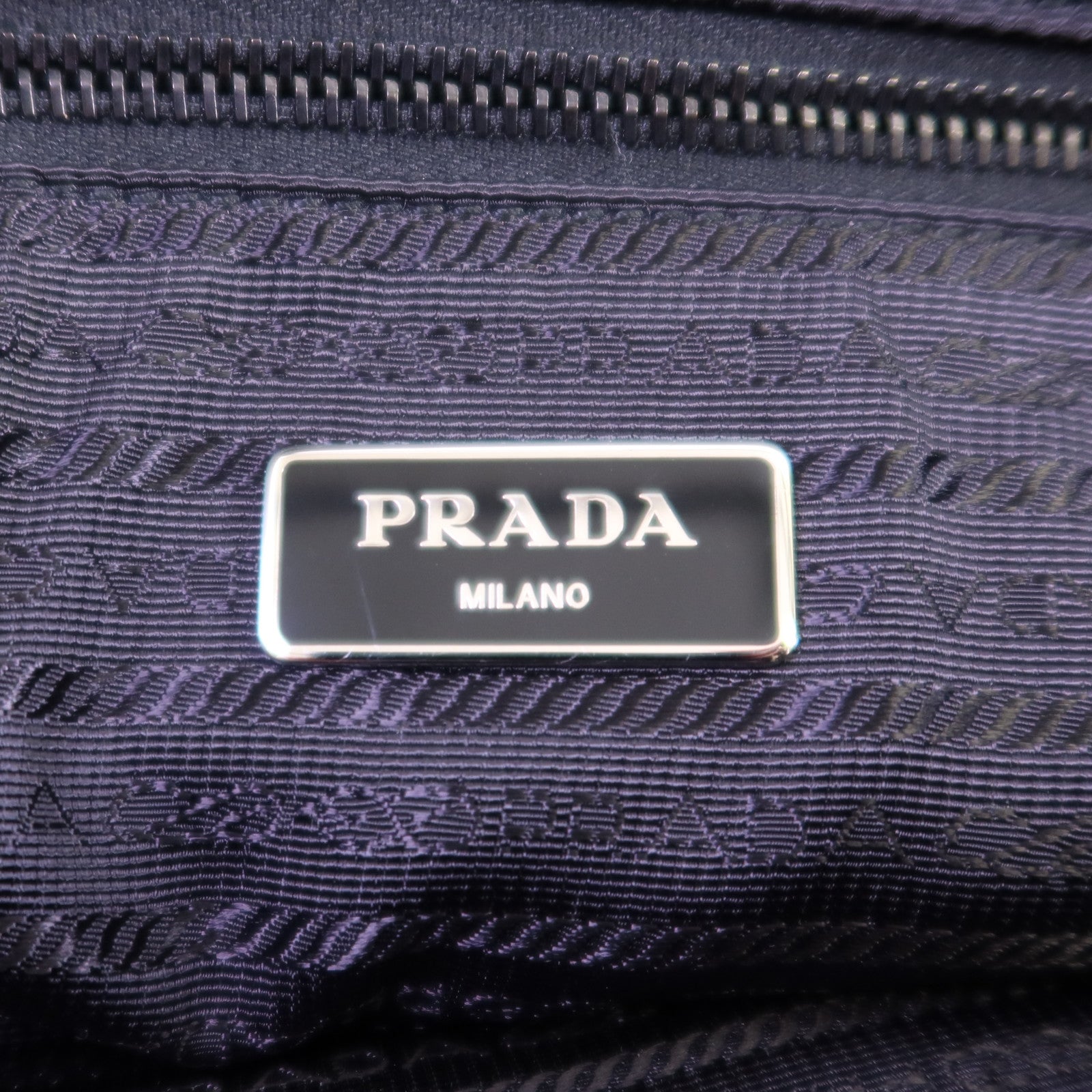 PRADA 尼龍Tote Bag銀扣肩背袋