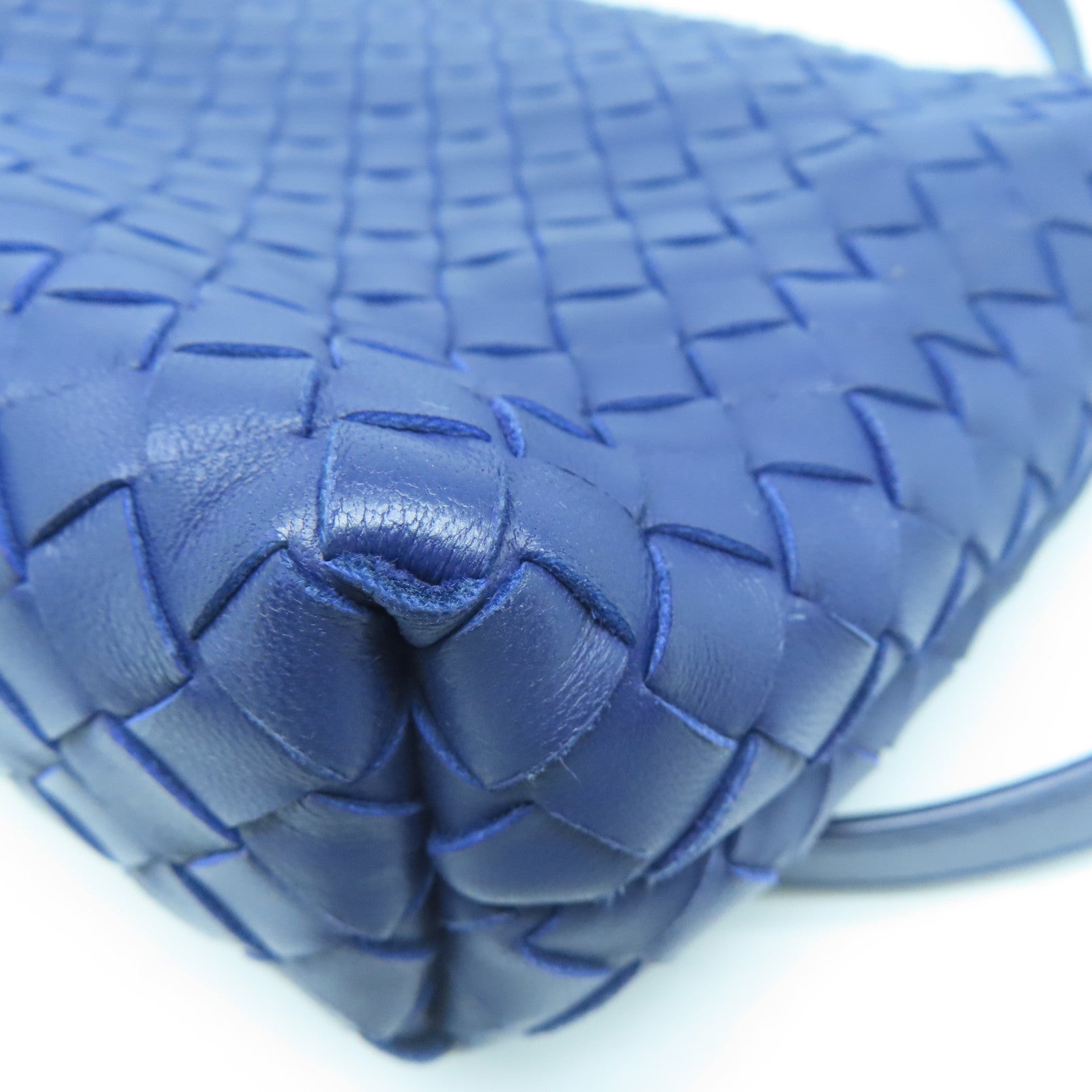 BOTTEGA VENETA 【清倉大減價】羊皮皮革Shoulder Bag黑扣肩背袋藍色