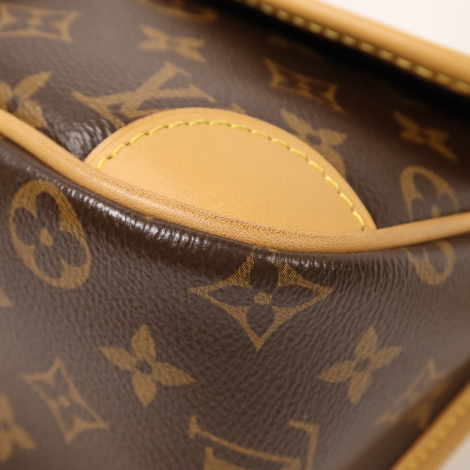 LOUIS VUITTON Monogram Diane金扣手挽肩背兩用袋