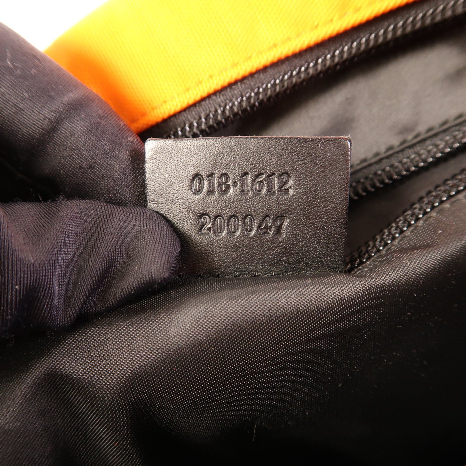 GUCCI 【萬聖節商品】尼龍Nylon Flight Messenger Bag銀扣手挽袋