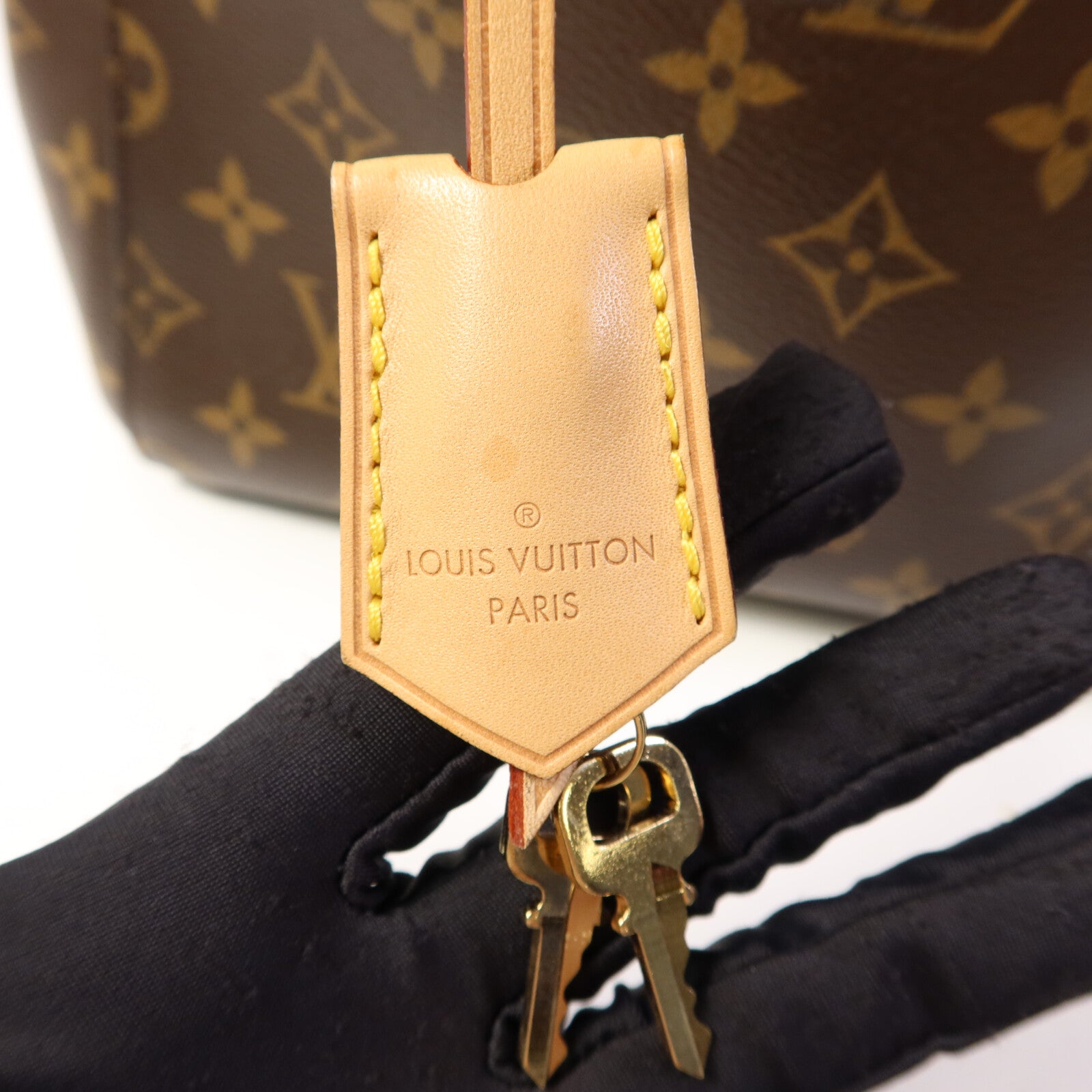 LOUIS VUITTON Monogram Montaigne BB金扣手挽肩背兩用袋棕色