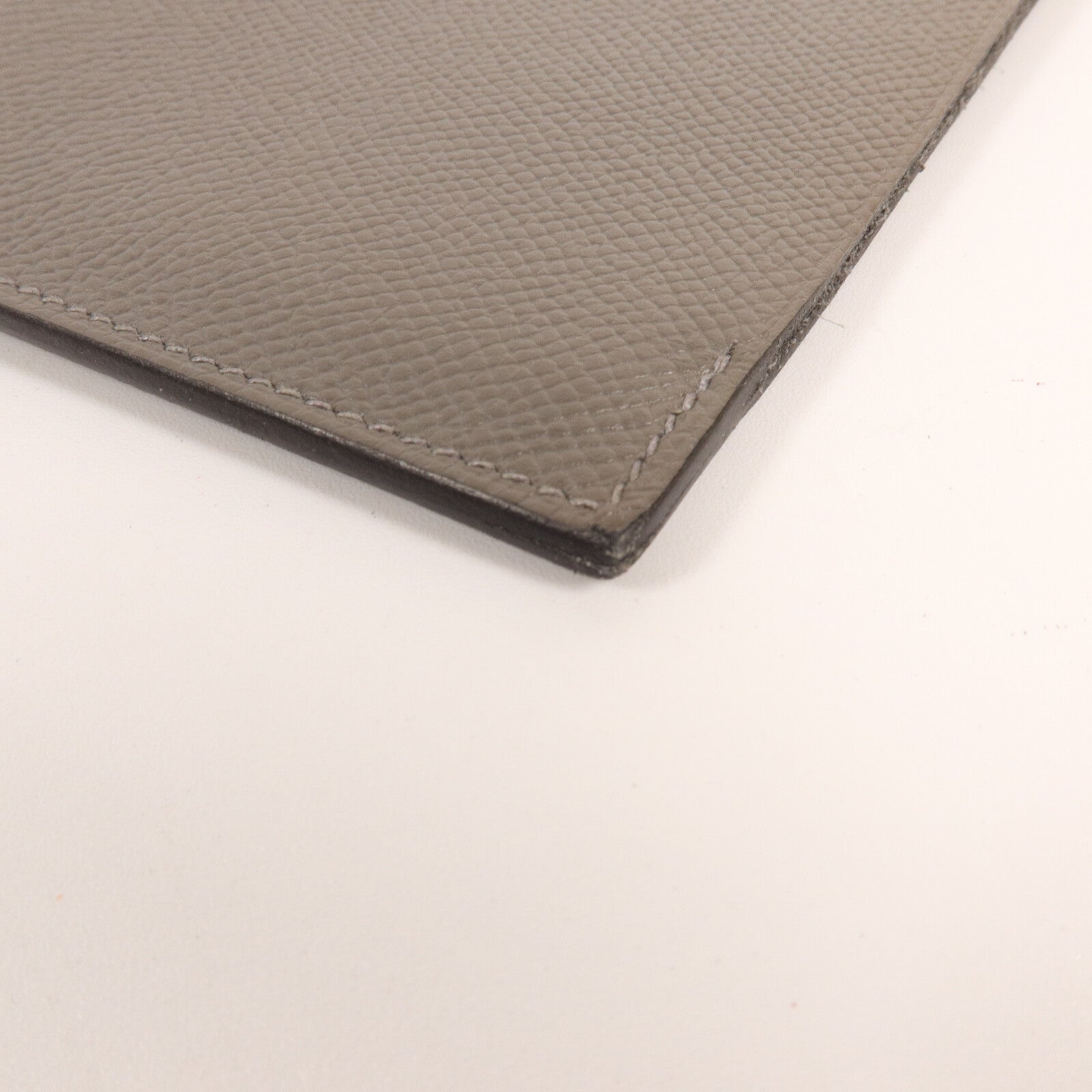 HERMES Epsom皮革Tarmac Passport Holder護照套Etain
