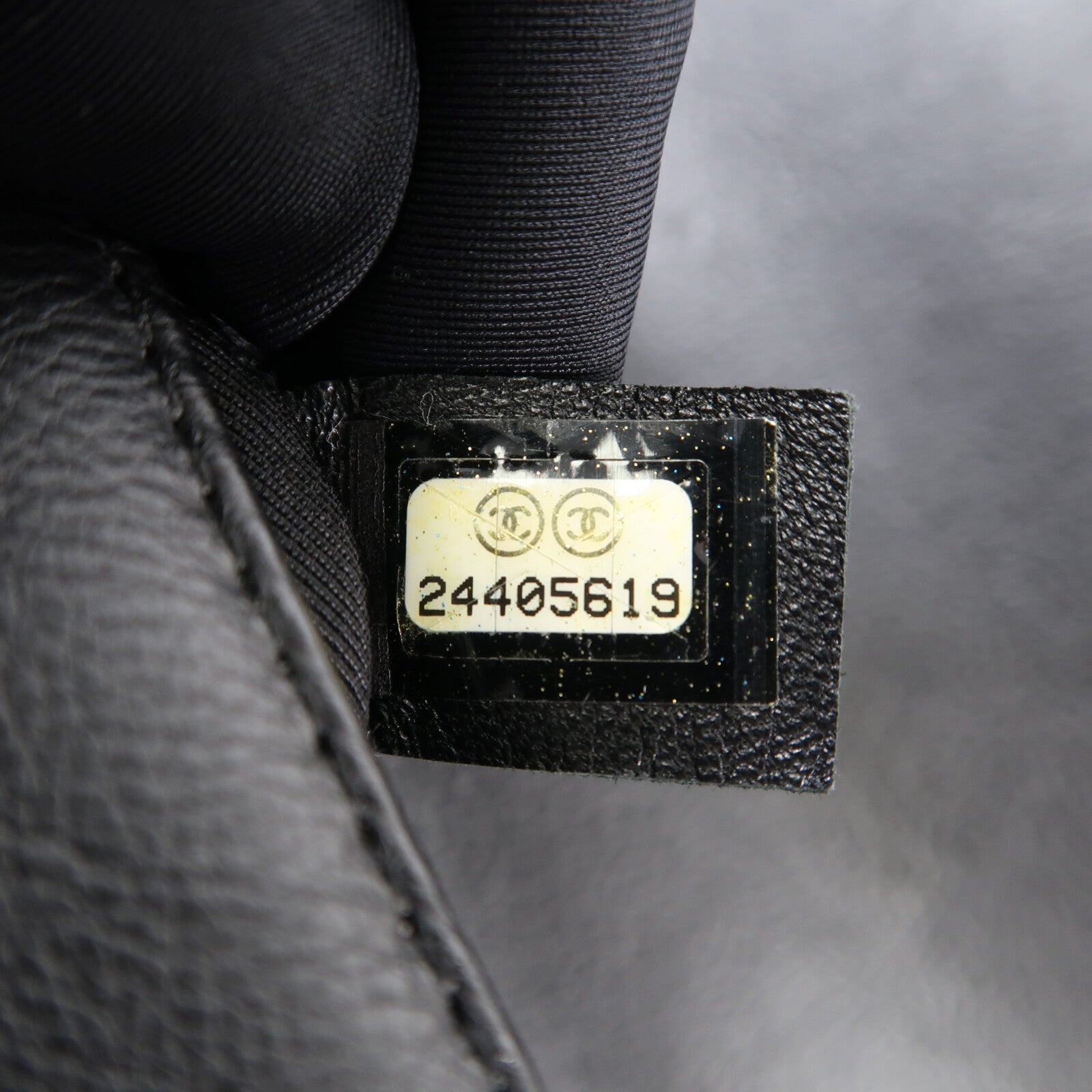 CHANEL 牛皮皮革Chain Shoulder金扣鏈帶手挽肩背兩用袋