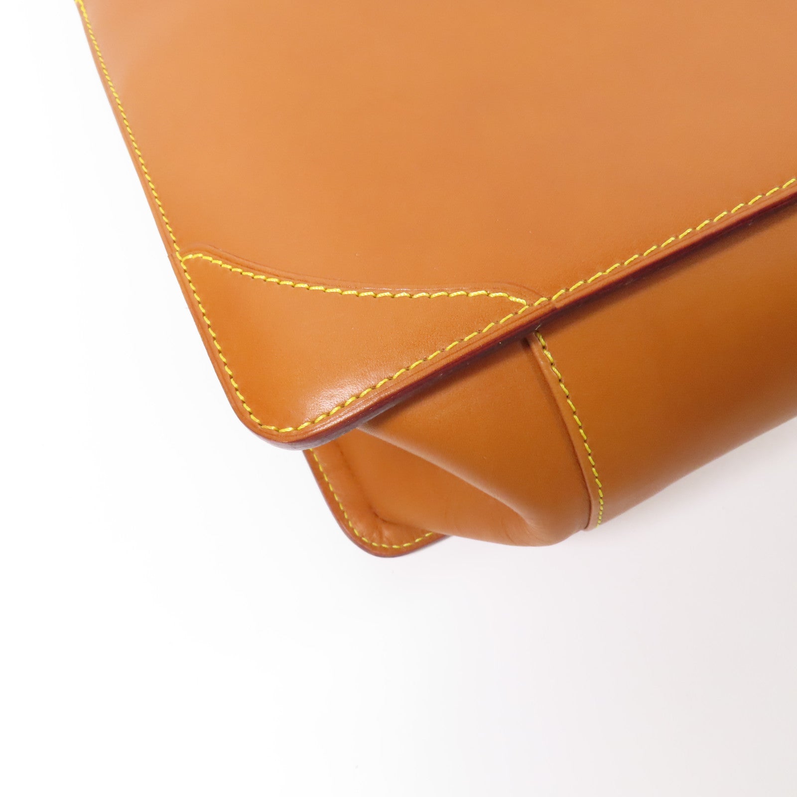 LOUIS VUITTON 皮革Negeb PM金扣手挽袋