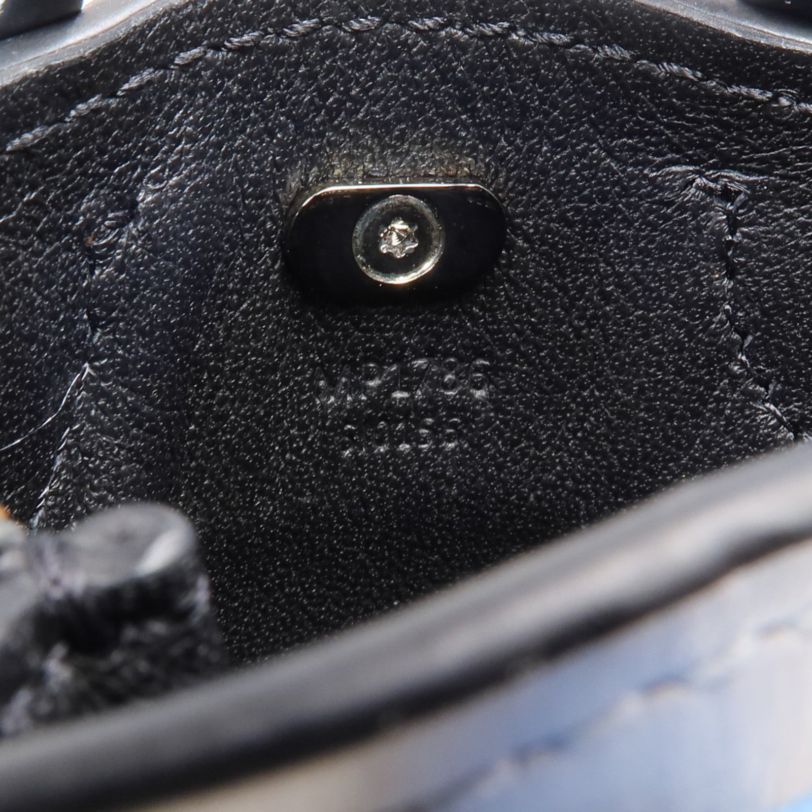 LOUIS VUITTON 牛皮皮革City Steamer Key Chain銀扣掛飾