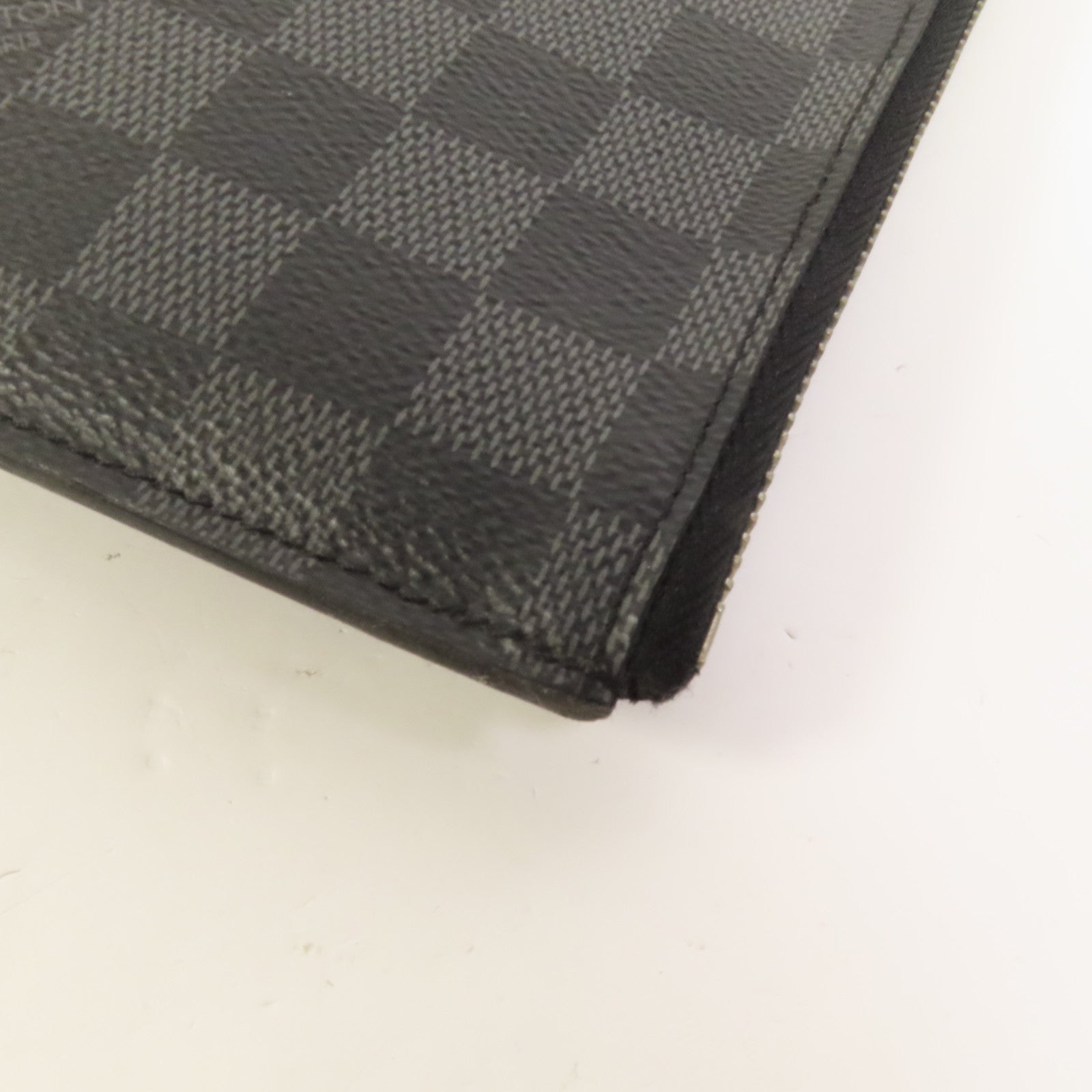 LOUIS VUITTON Damier Graphite Pochette Jour GM銀扣手提包