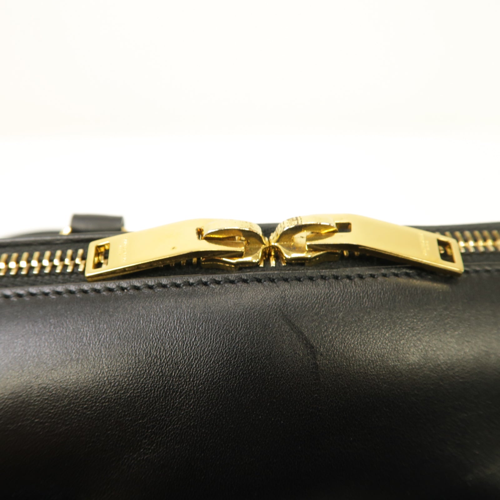 YVES SAINT LAURENT 牛皮皮革 2 Way Bag 金扣手挽肩背兩用袋黑色