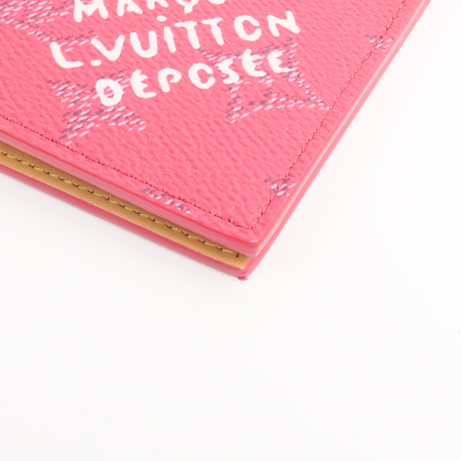 LOUIS VUITTON Monogram Heritage Passport Cover護照套