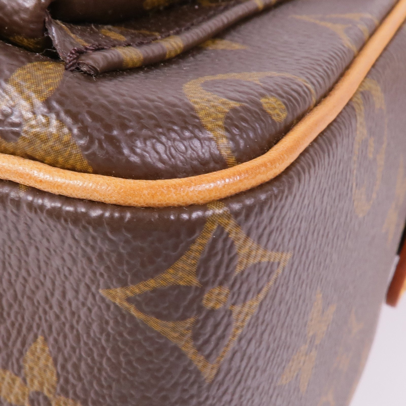 LOUIS VUITTON Monogram Viva Cite GM金扣肩背袋