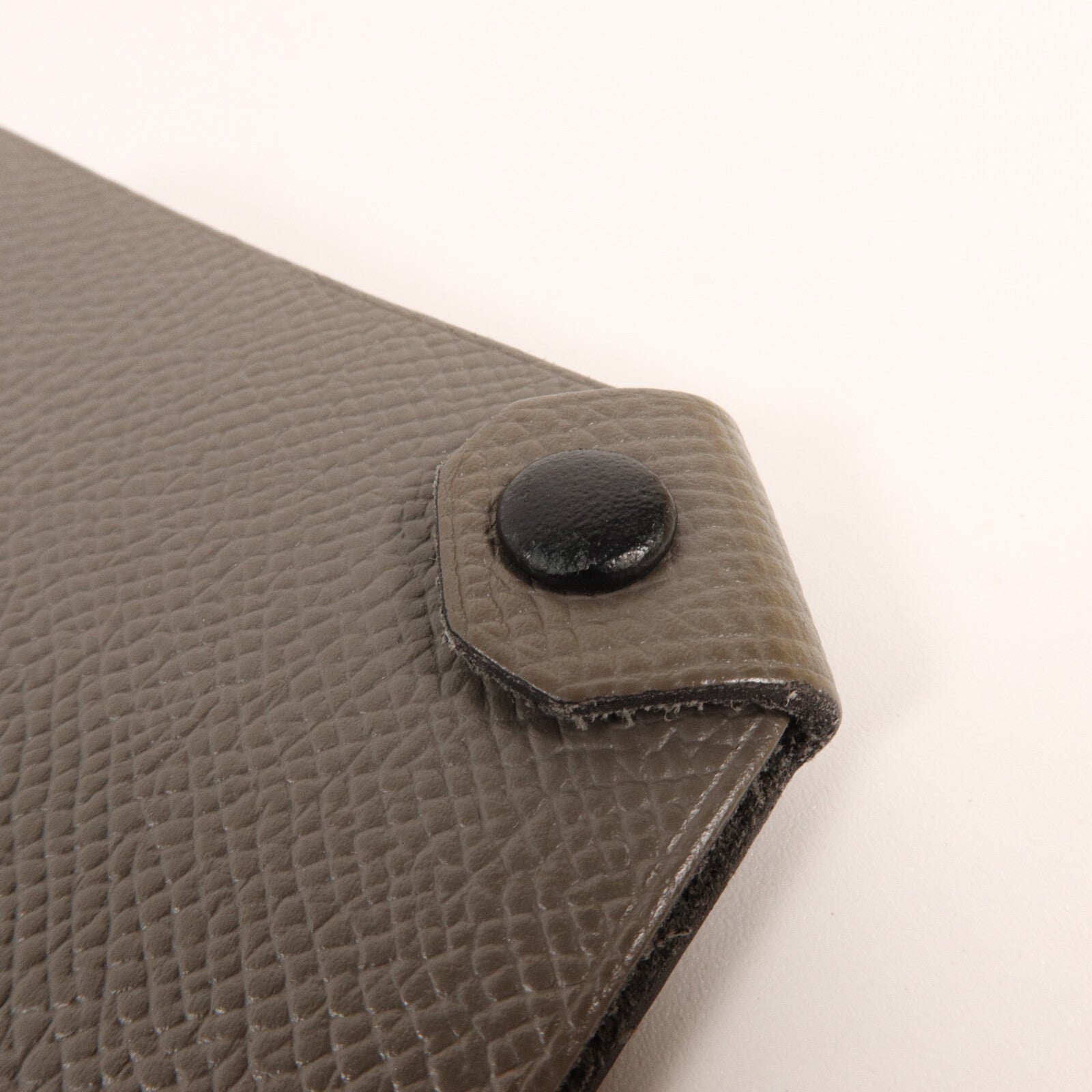 HERMES Epsom皮革Tarmac Passport Holder護照套Etain